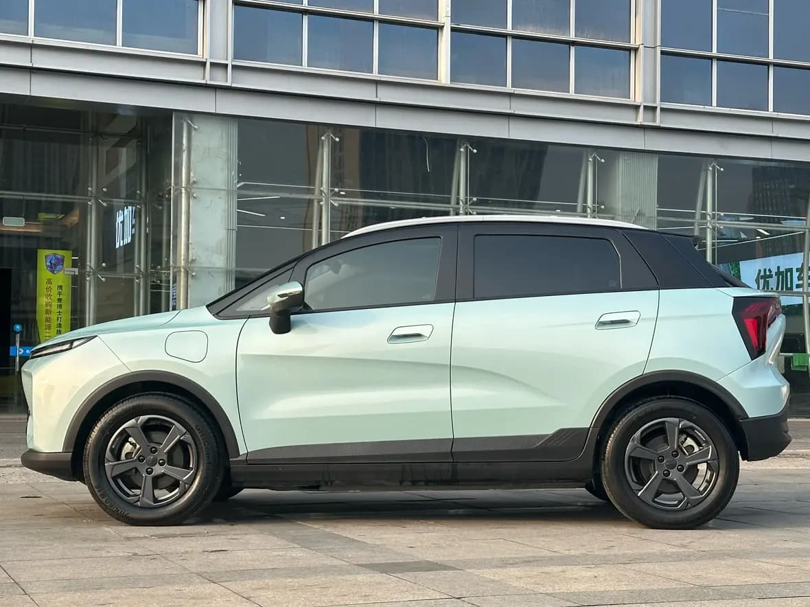 Geely Geometry E Firefly 2022 г. 81035 км. — фото 4