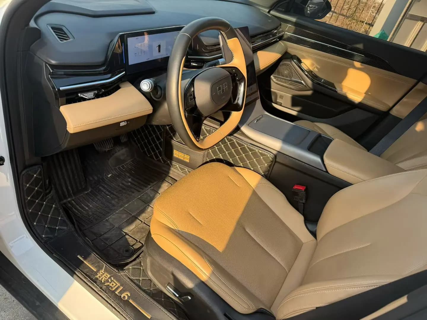 Geely Galaxy L6 2023 г. 44030 км. — фото 7
