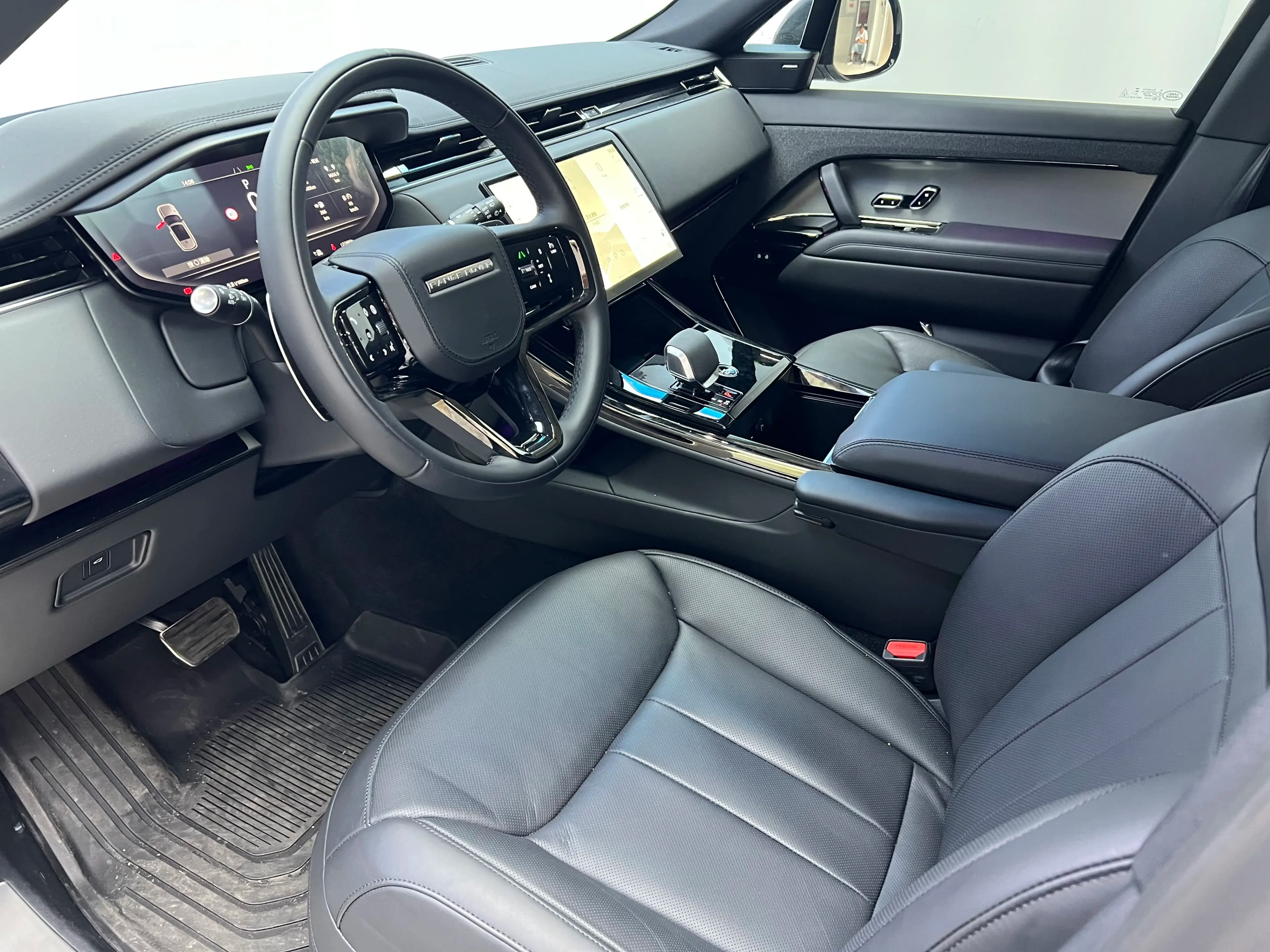 Land Rover Range Rover Sport 2024 г. 22600 км. — фото 27