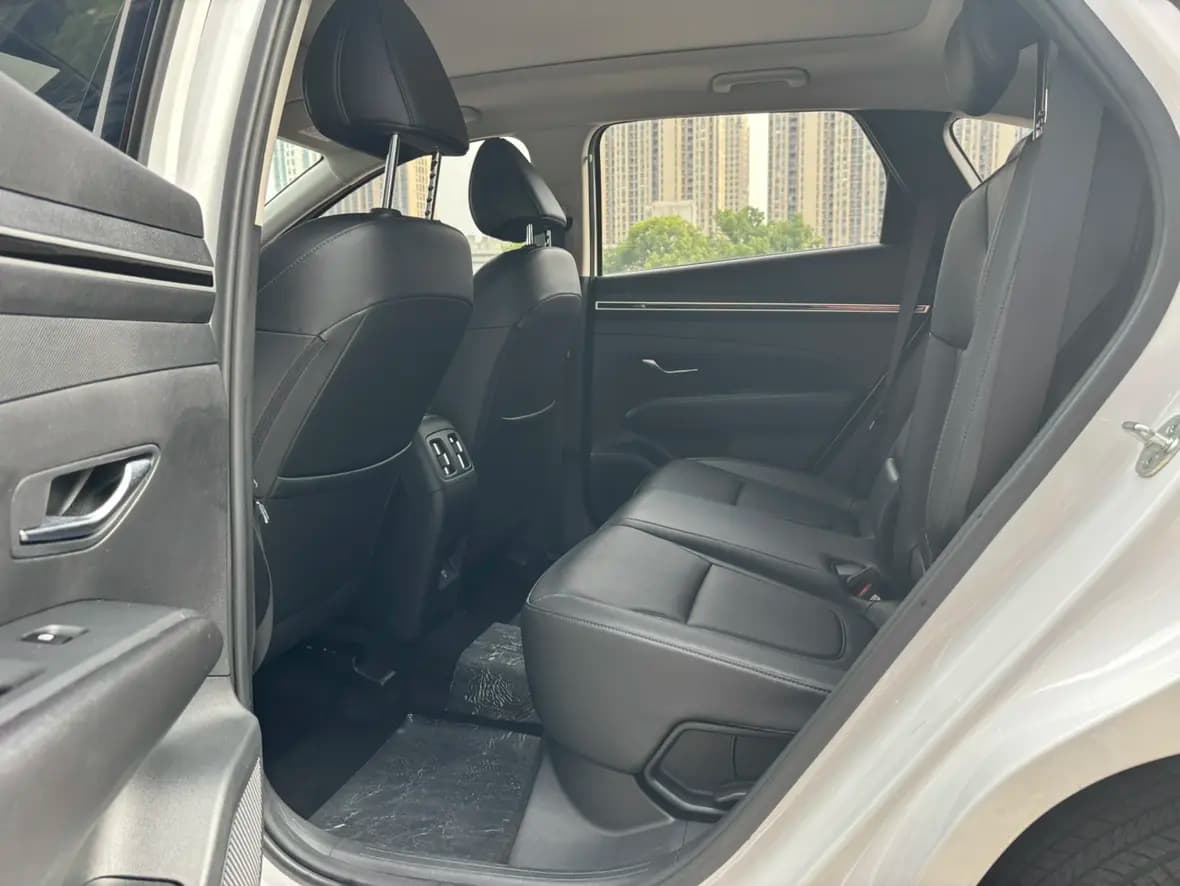 Hyundai Tucson L 2024 г. 15043 км. — фото 11