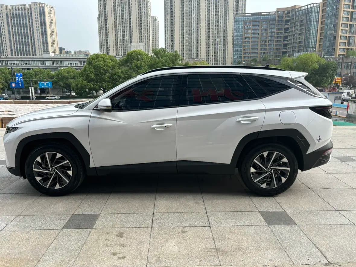 Hyundai Tucson L 2024 г. 15043 км. — фото 4