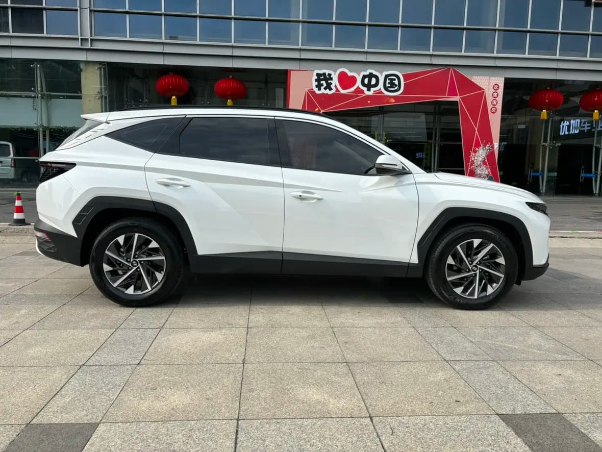 Hyundai Tucson L 2024 г. 15043 км. — фото 8