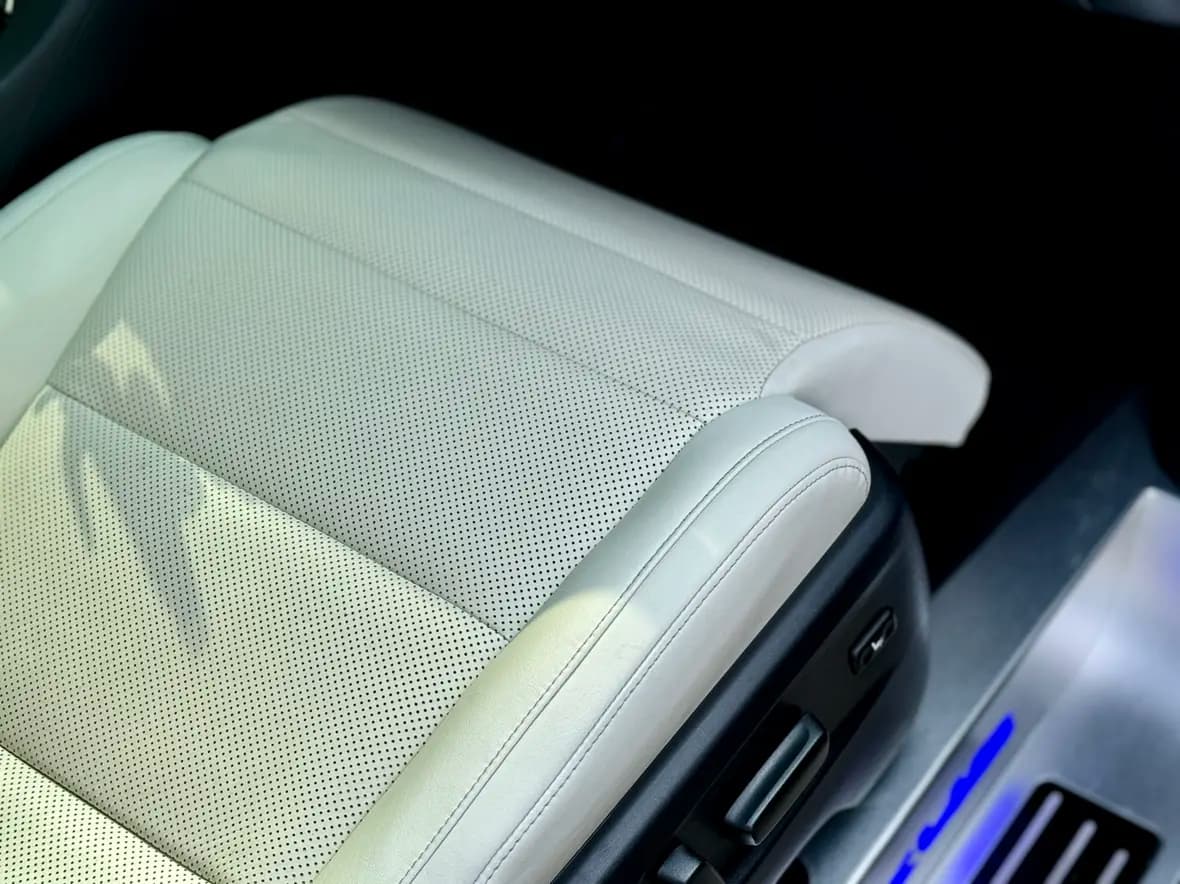 Lexus LM 2021 г. 153084 км. — фото 5