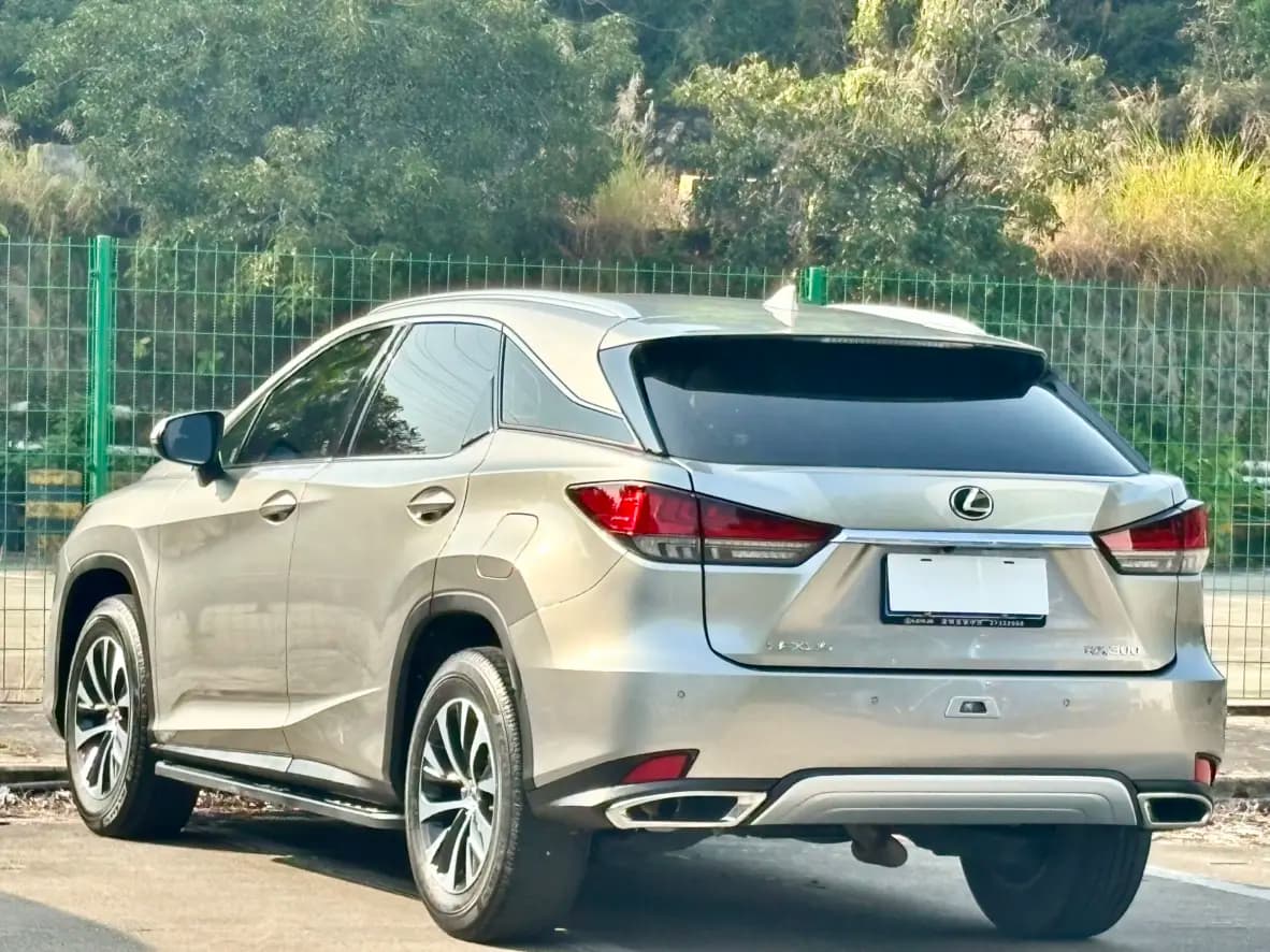 Lexus RX 2022 г. 50059 км. — фото 3