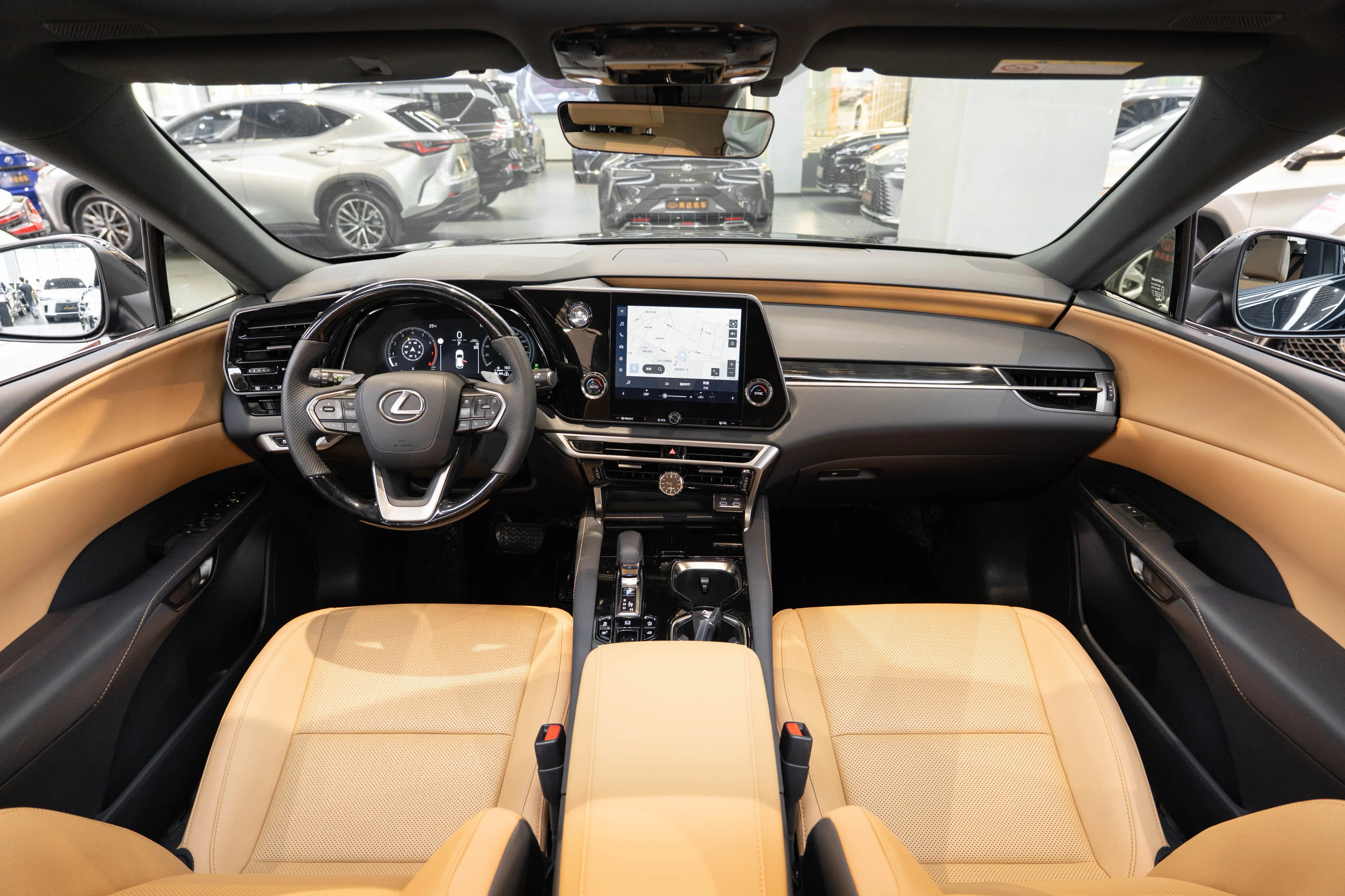 Lexus RX 2024 г. 22457 км. — фото 10