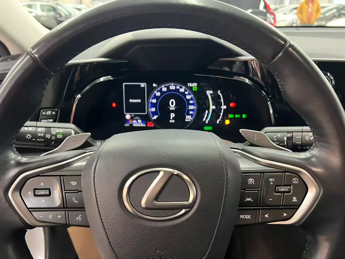 Lexus NX PHEV 2023 г. 45005 км. — фото 17