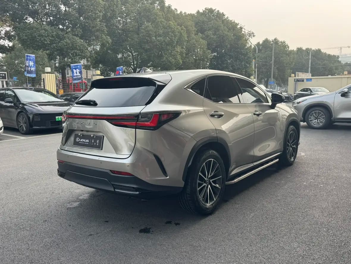 Lexus NX 2022 г. 39006 км. — фото 5