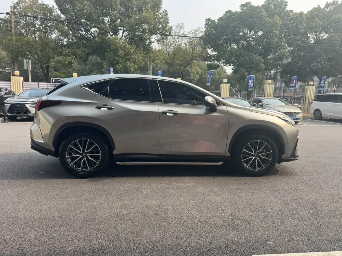 Lexus NX 2022 г. 39006 км. — фото 6