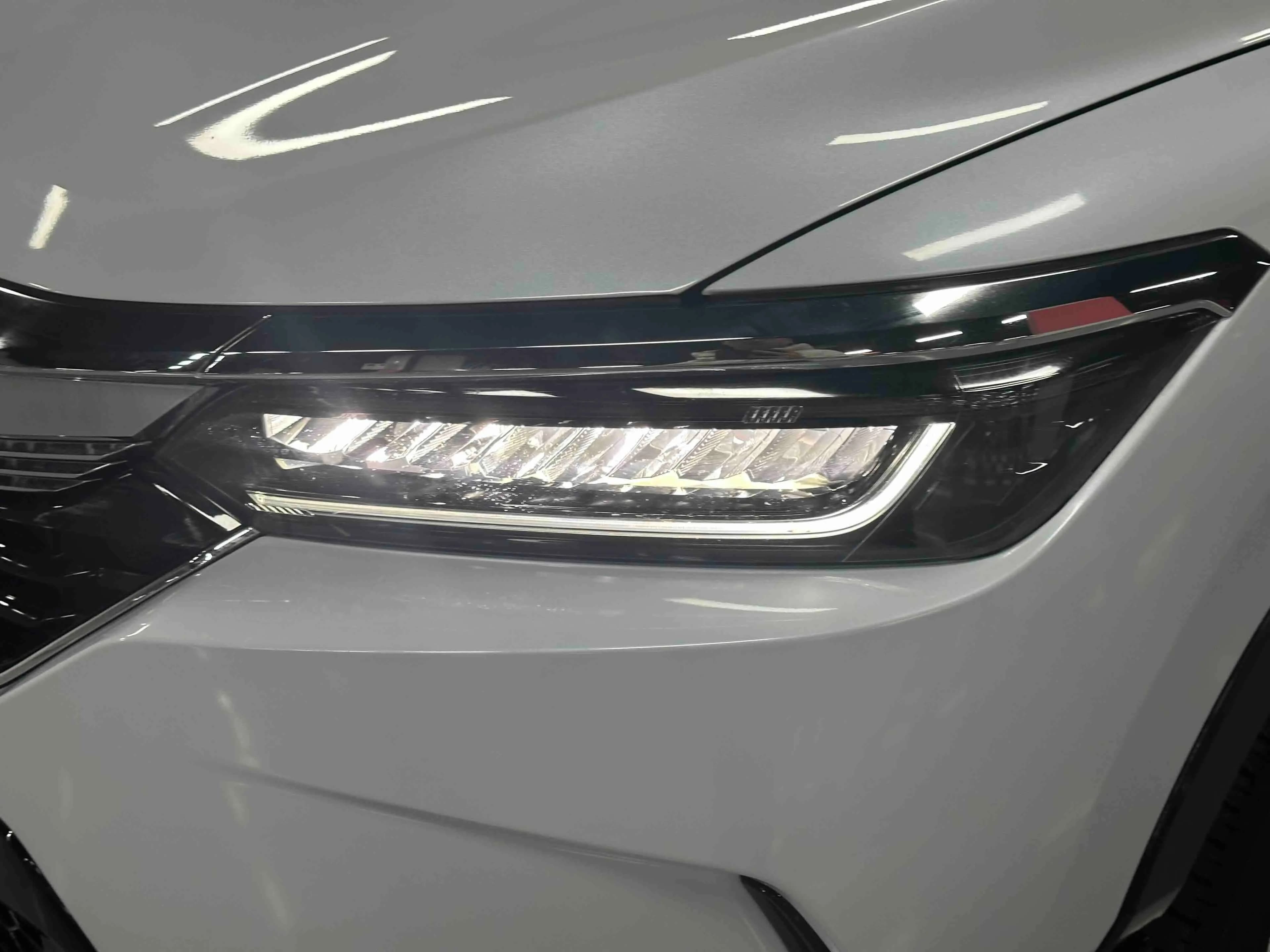 Honda Haoying PHEV 2023 г. 47437 км. — фото 11