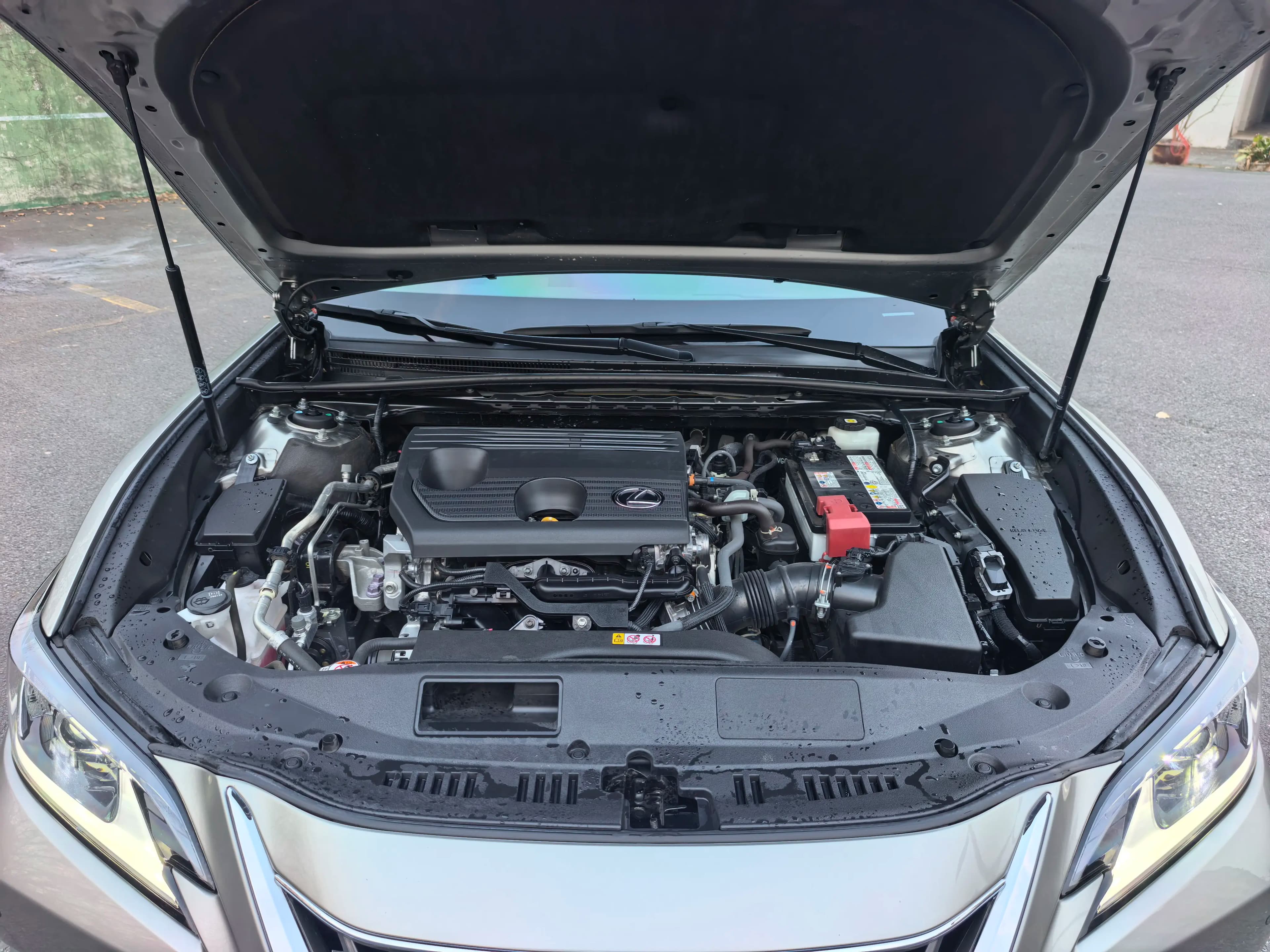 Lexus ES 2023 г. 43526 км. — фото 7