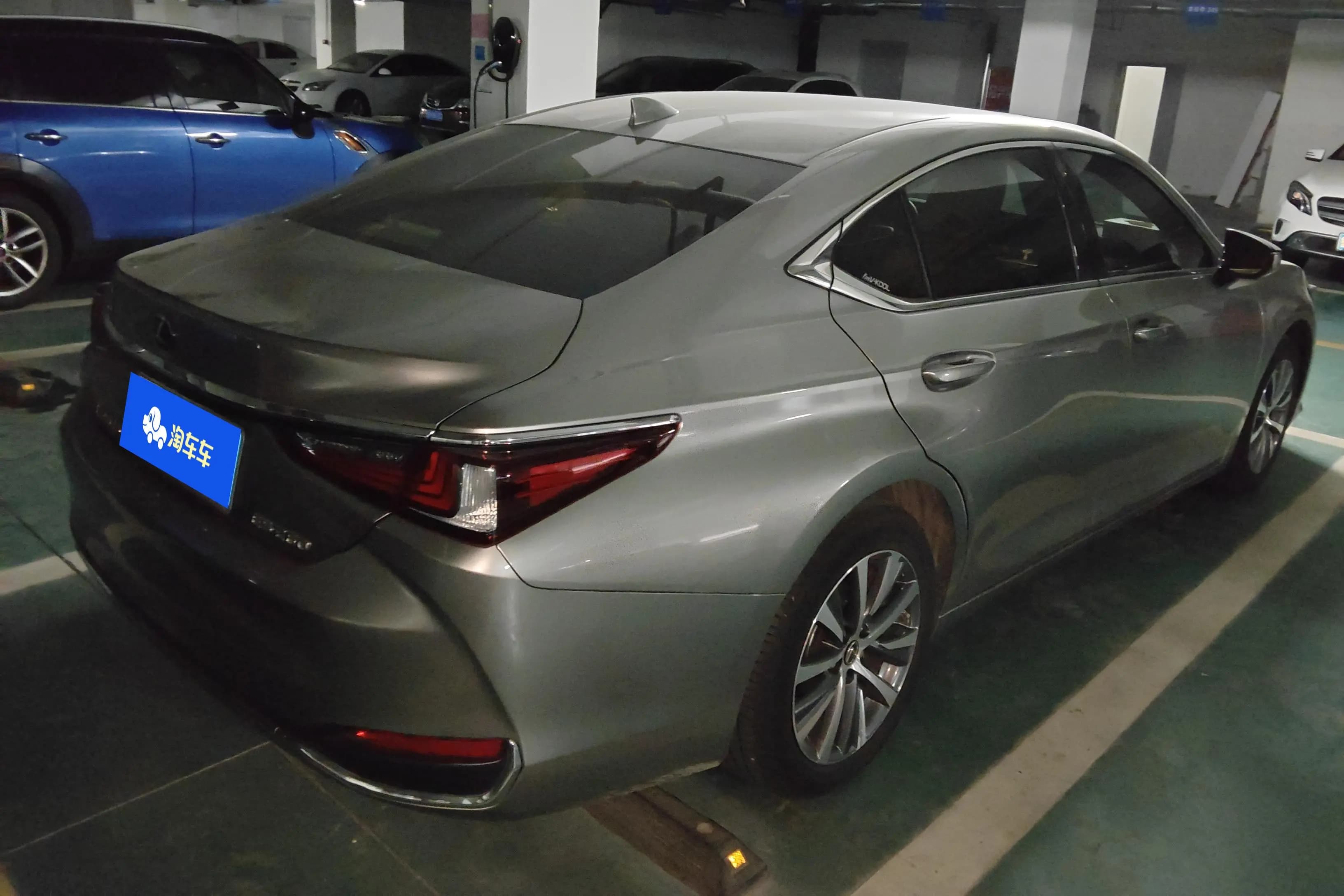 Lexus ES 2021 г. 11827 км. — фото 2