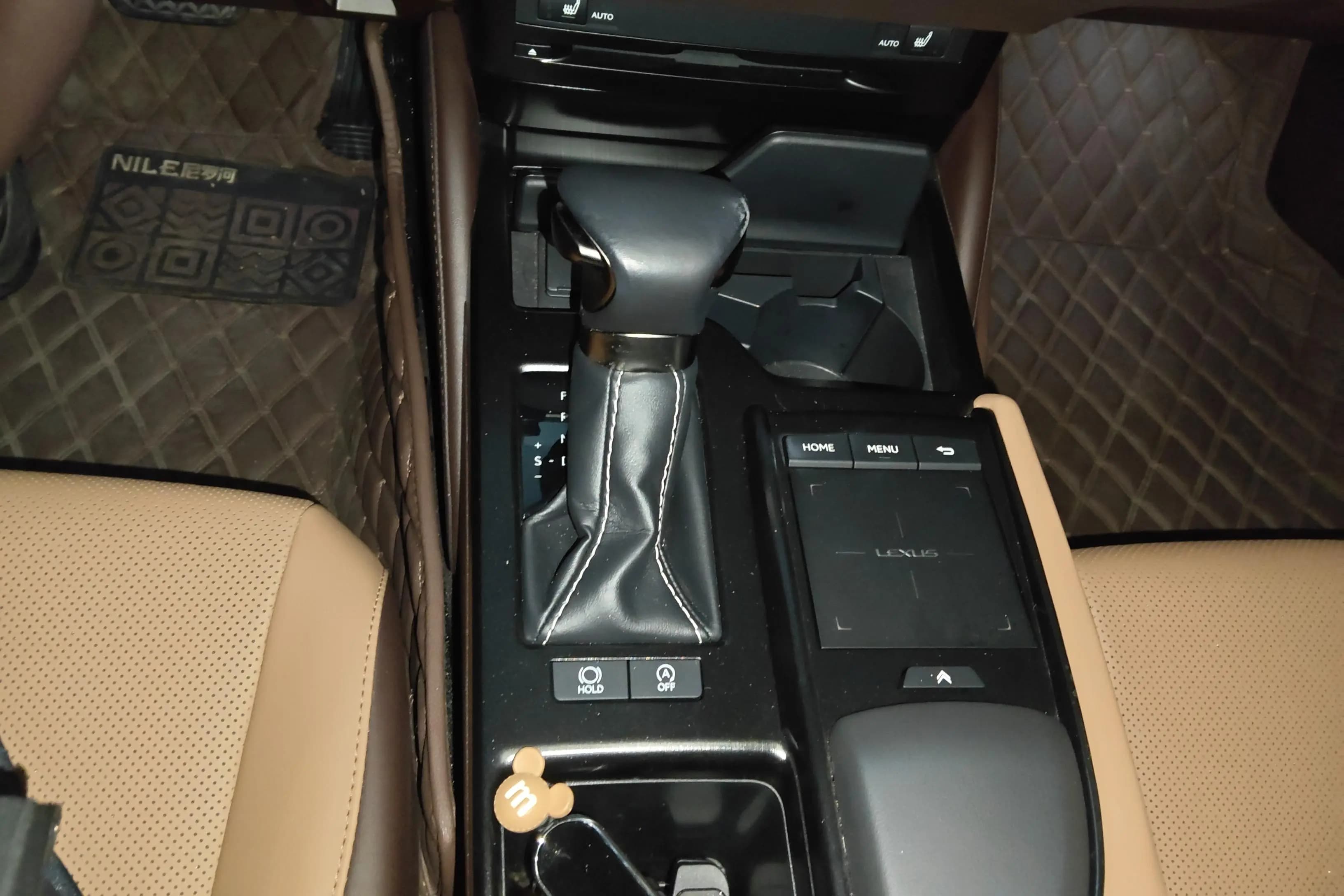 Lexus ES 2021 г. 11827 км. — фото 14