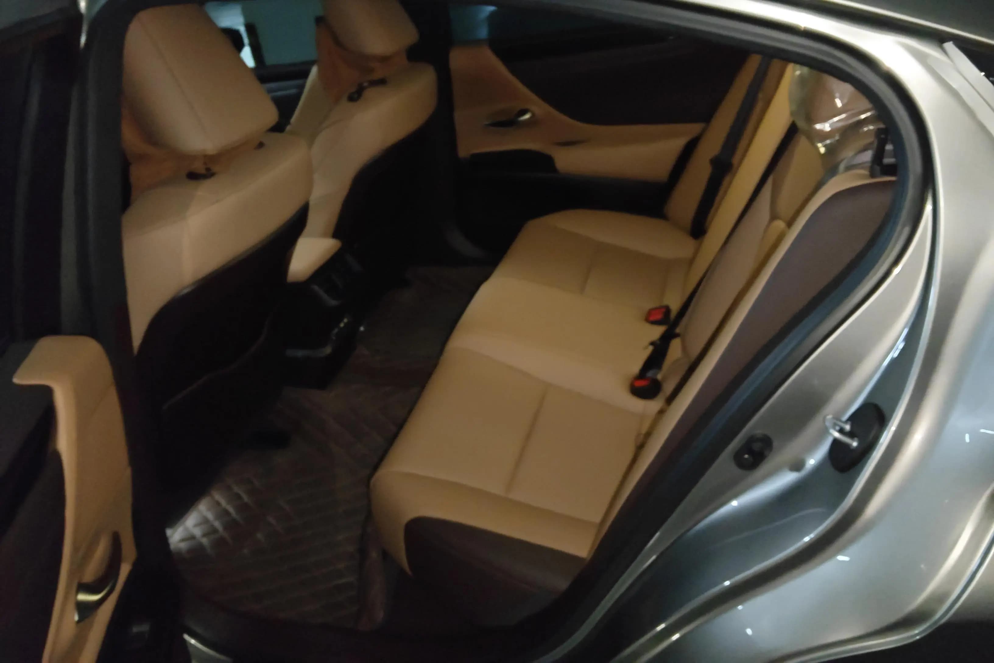 Lexus ES 2021 г. 11827 км. — фото 15
