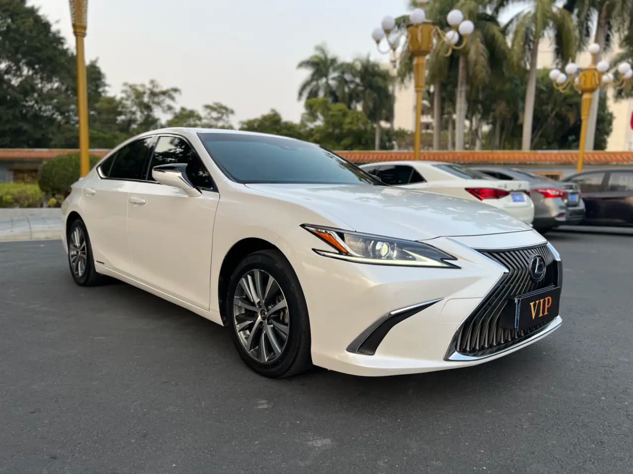 Lexus ES 2021 г. 60028 км. — фото 3