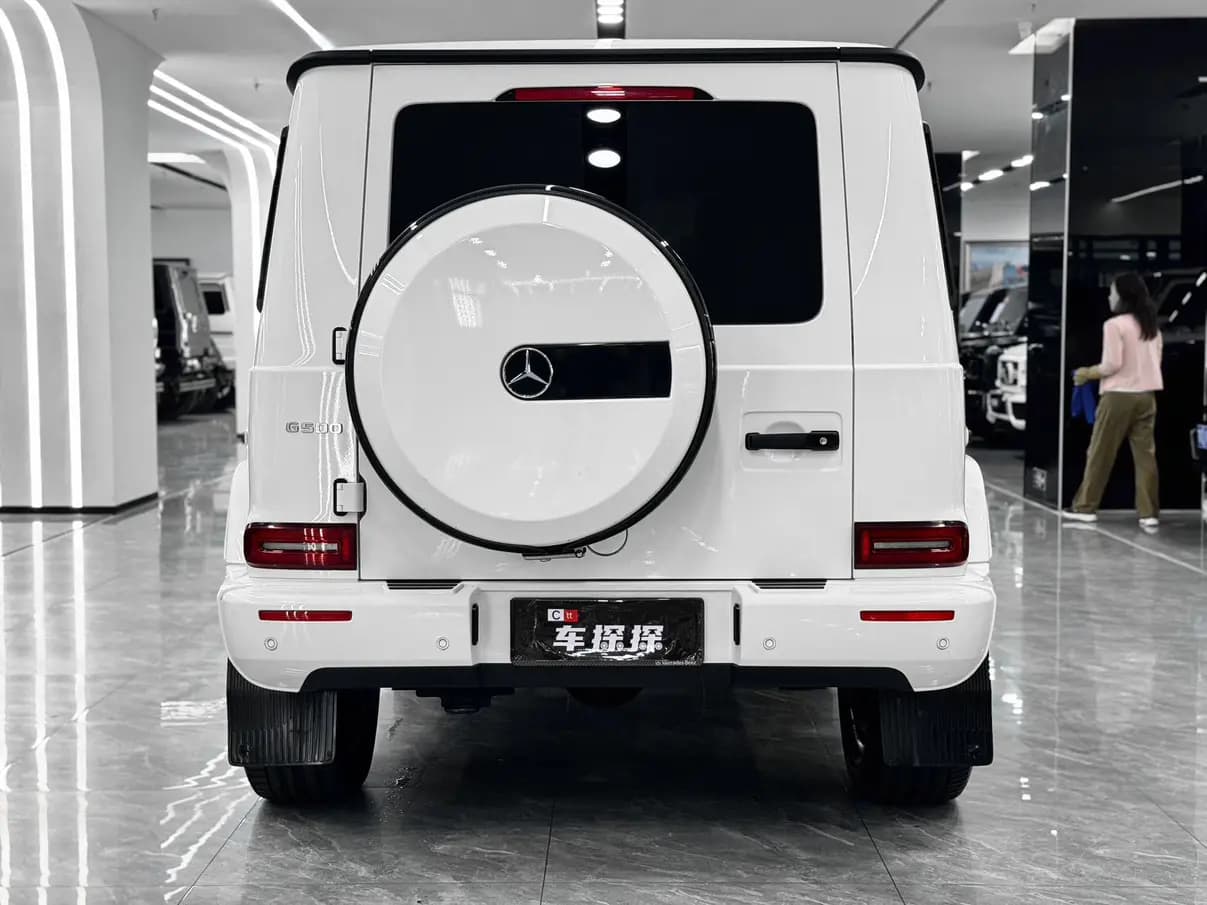 Mercedes-Benz Mercedes Benz G Class 2023 г. 49060 км. — фото 5