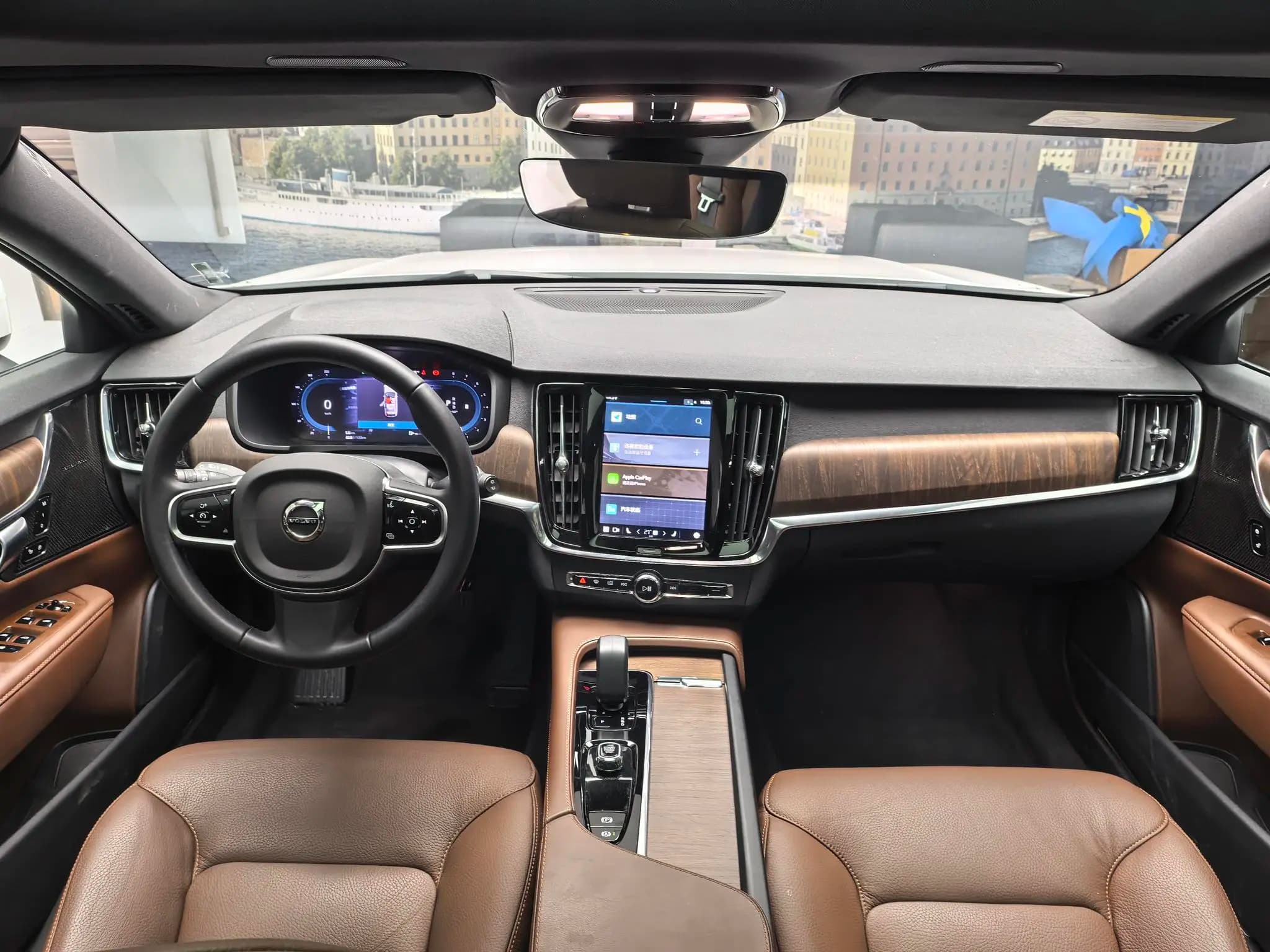 Volvo V90 2025 г. 10057 км. — фото 8