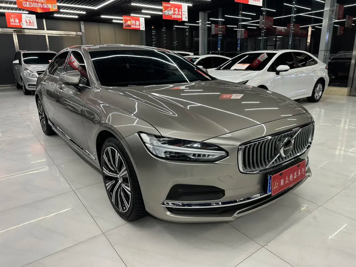 Volvo S90 2022 г. 60093 км. — фото 3