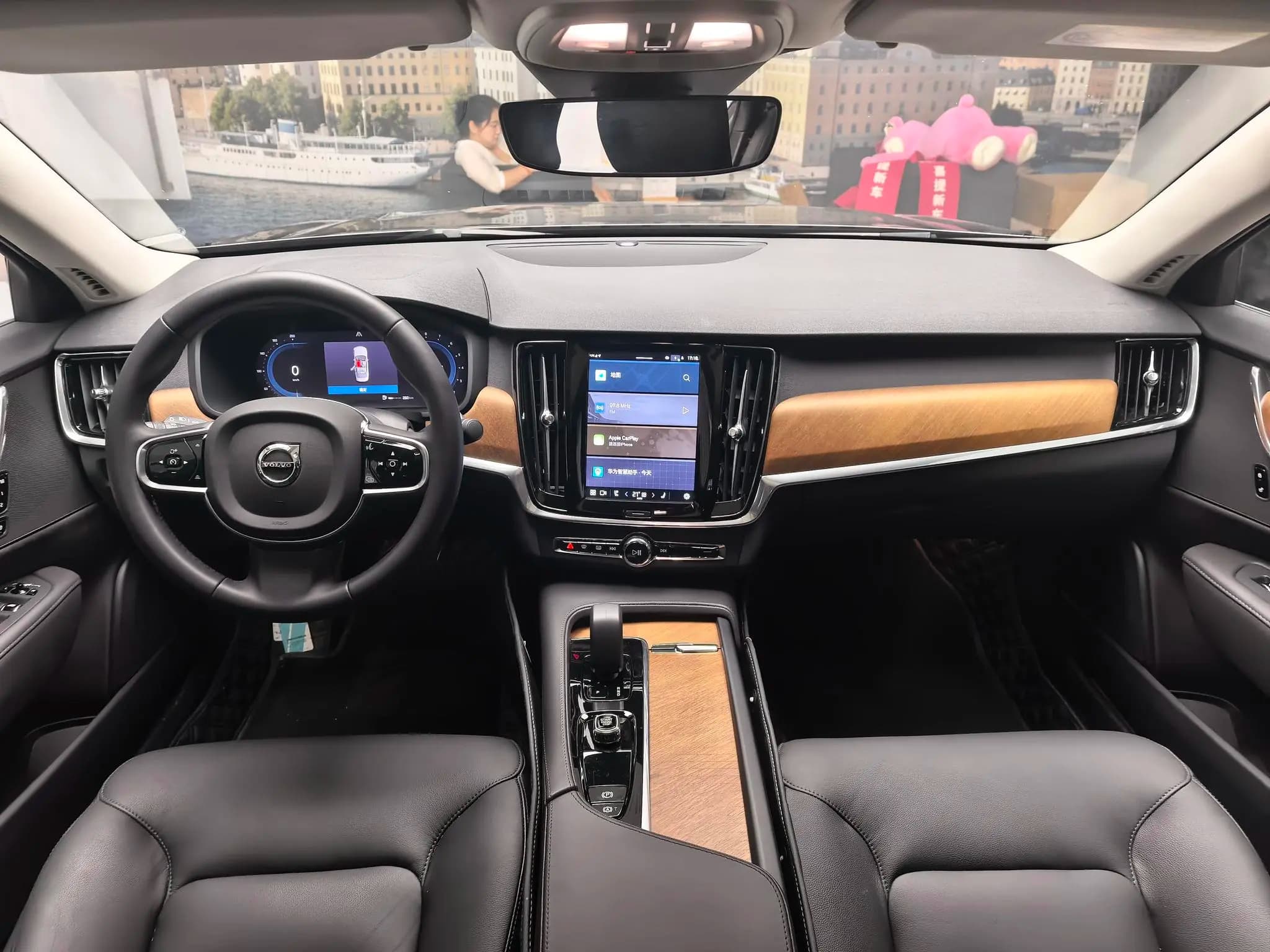 Volvo S90 2025 г. 13092 км. — фото 8