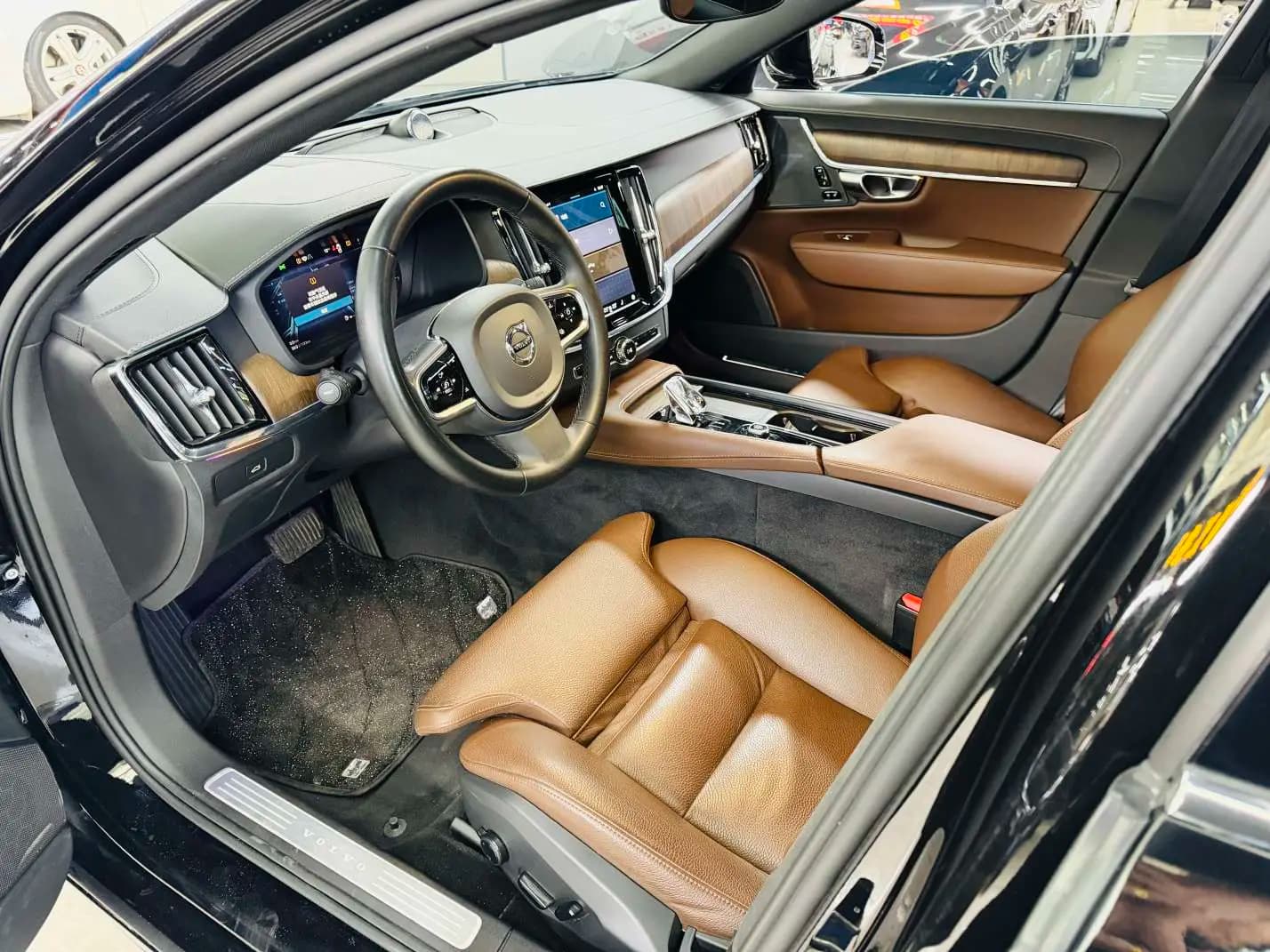 Volvo S90 2023 г. 40090 км. — фото 11