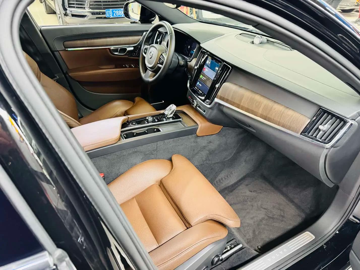 Volvo S90 2023 г. 40090 км. — фото 5