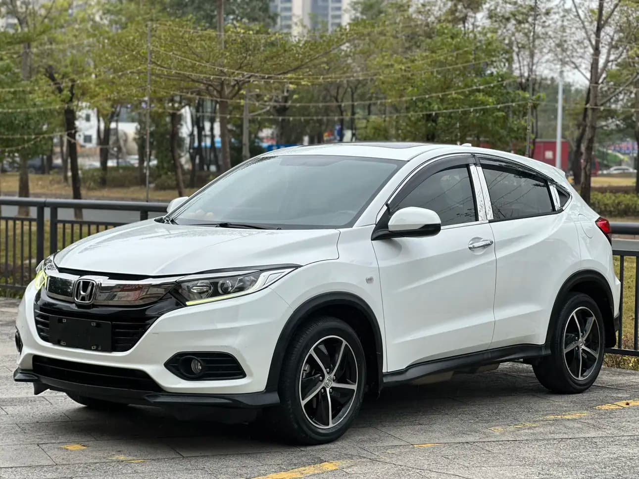 Honda Vezel 2022 г. 37099 км.