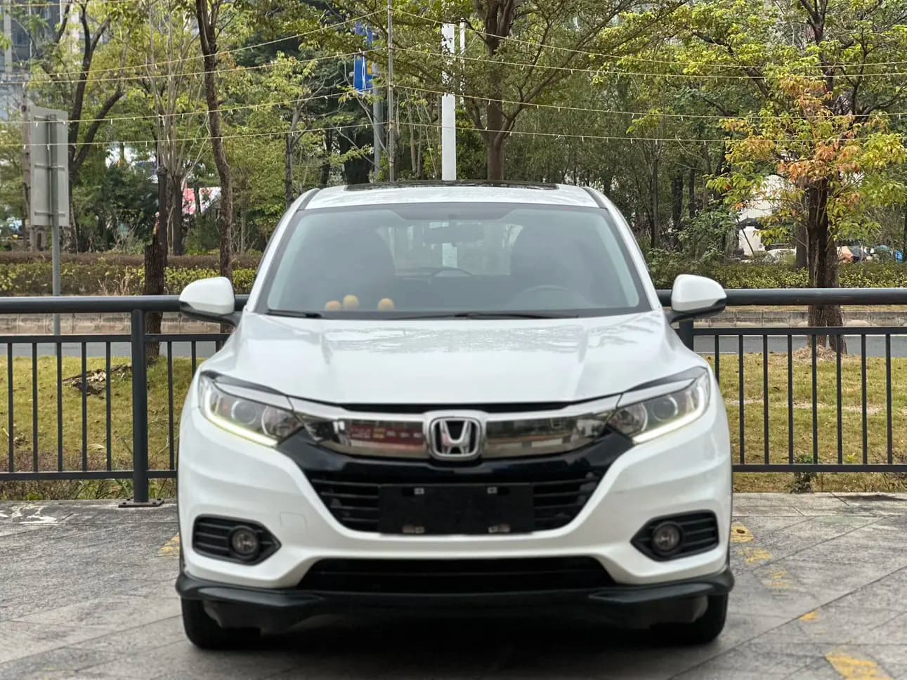 Honda Vezel 2022 г. 37099 км. — фото 2