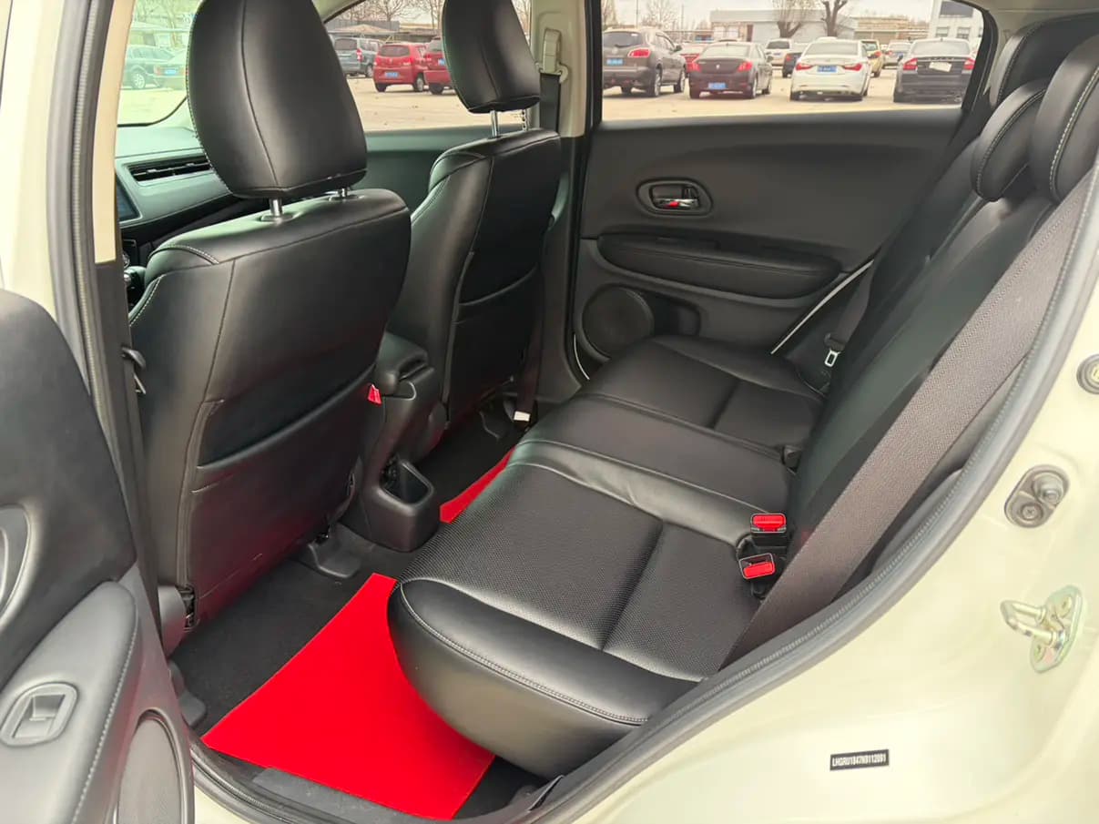 Honda Vezel 2022 г. 45100 км. — фото 13