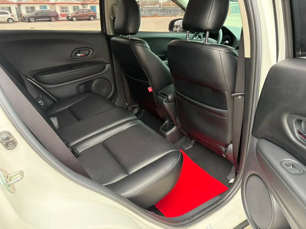 Honda Vezel 2022 г. 45100 км. — фото 14