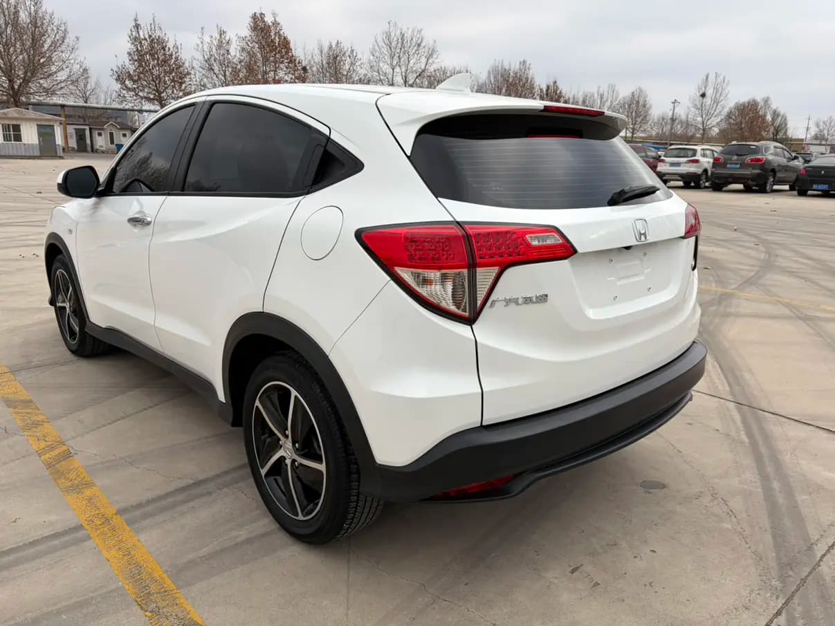 Honda Vezel 2022 г. 45100 км. — фото 4