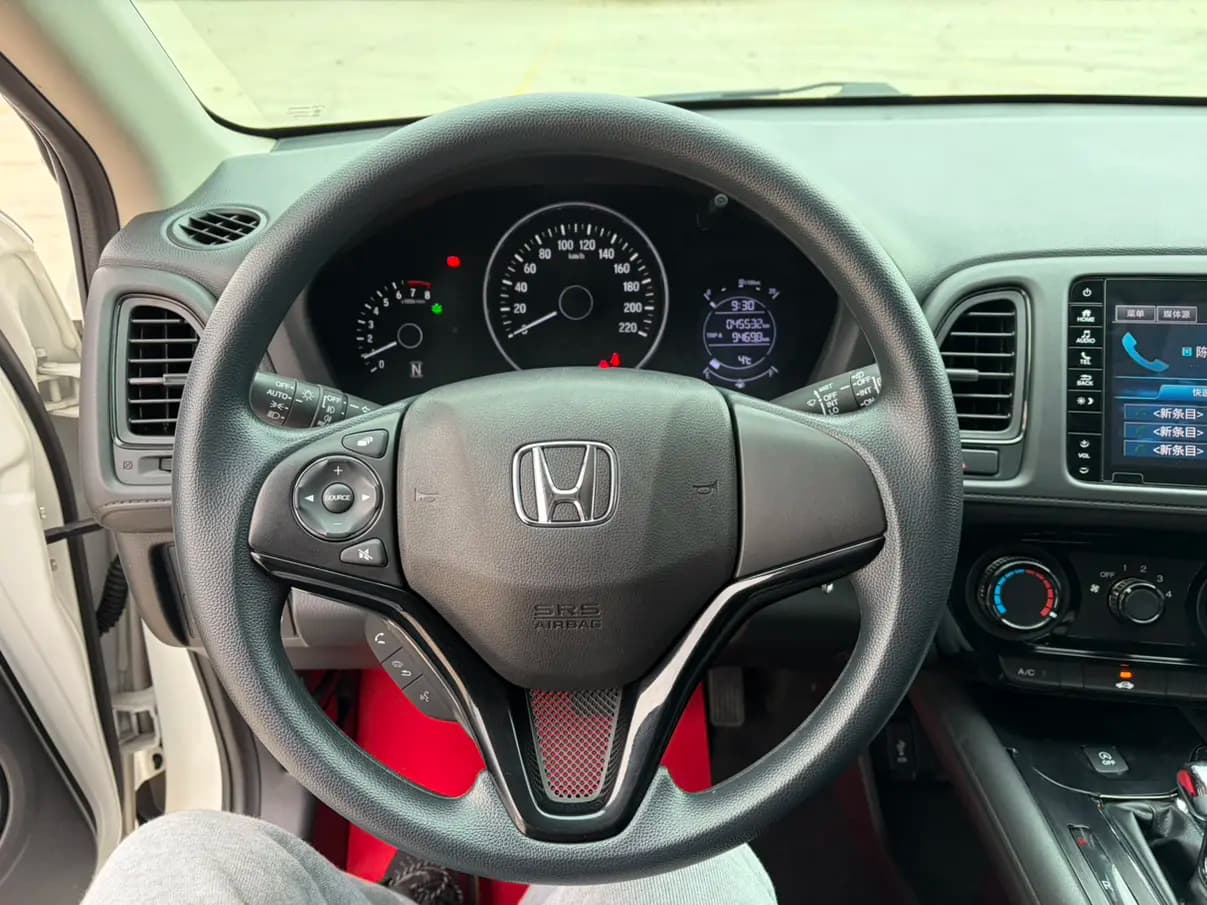 Honda Vezel 2022 г. 45100 км. — фото 10
