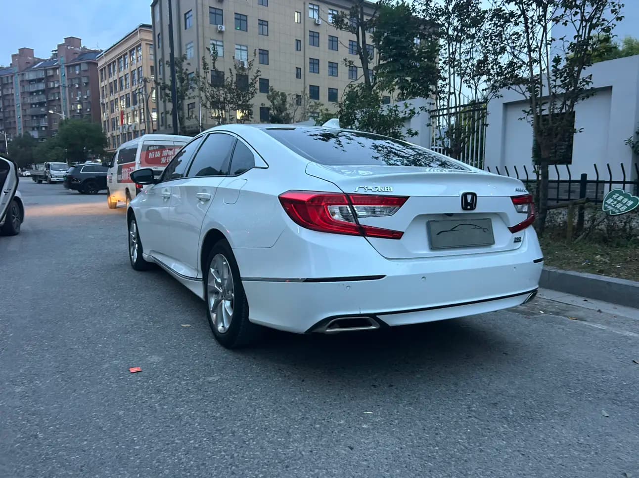 Honda Accord 2021 г. 60111 км. — фото 4