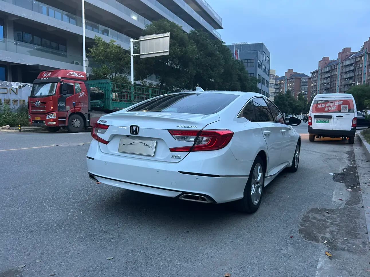 Honda Accord 2021 г. 60111 км. — фото 6