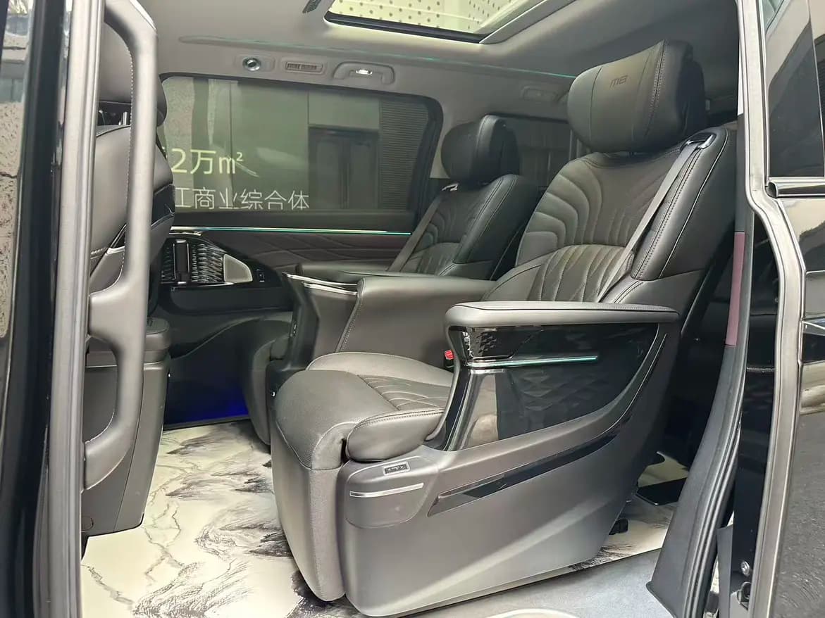 GAC Trumpchi M8 2024 г. 11025 км. — фото 19