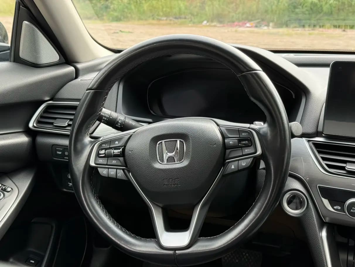 Honda Accord 2023 г. 24109 км. — фото 15
