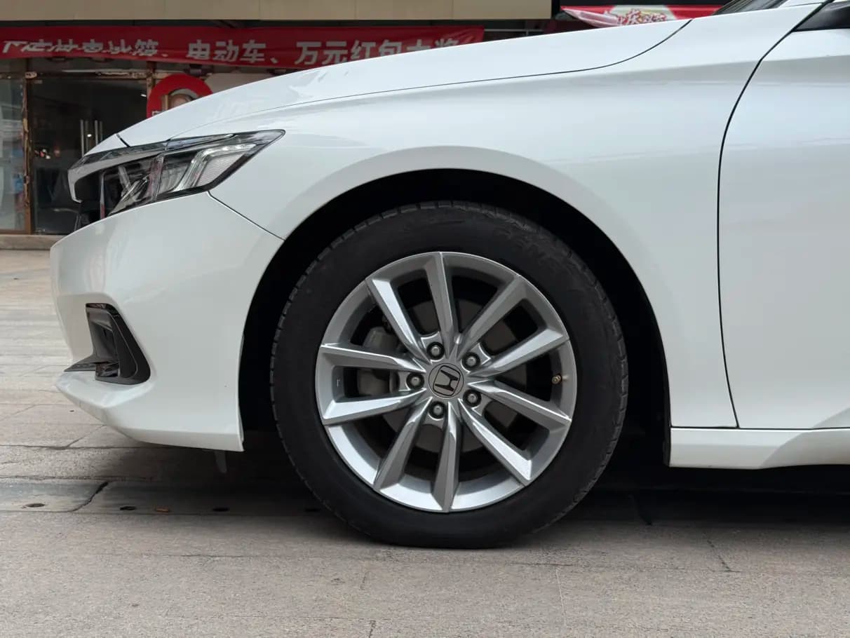 Honda Accord 2022 г. 85108 км. — фото 13