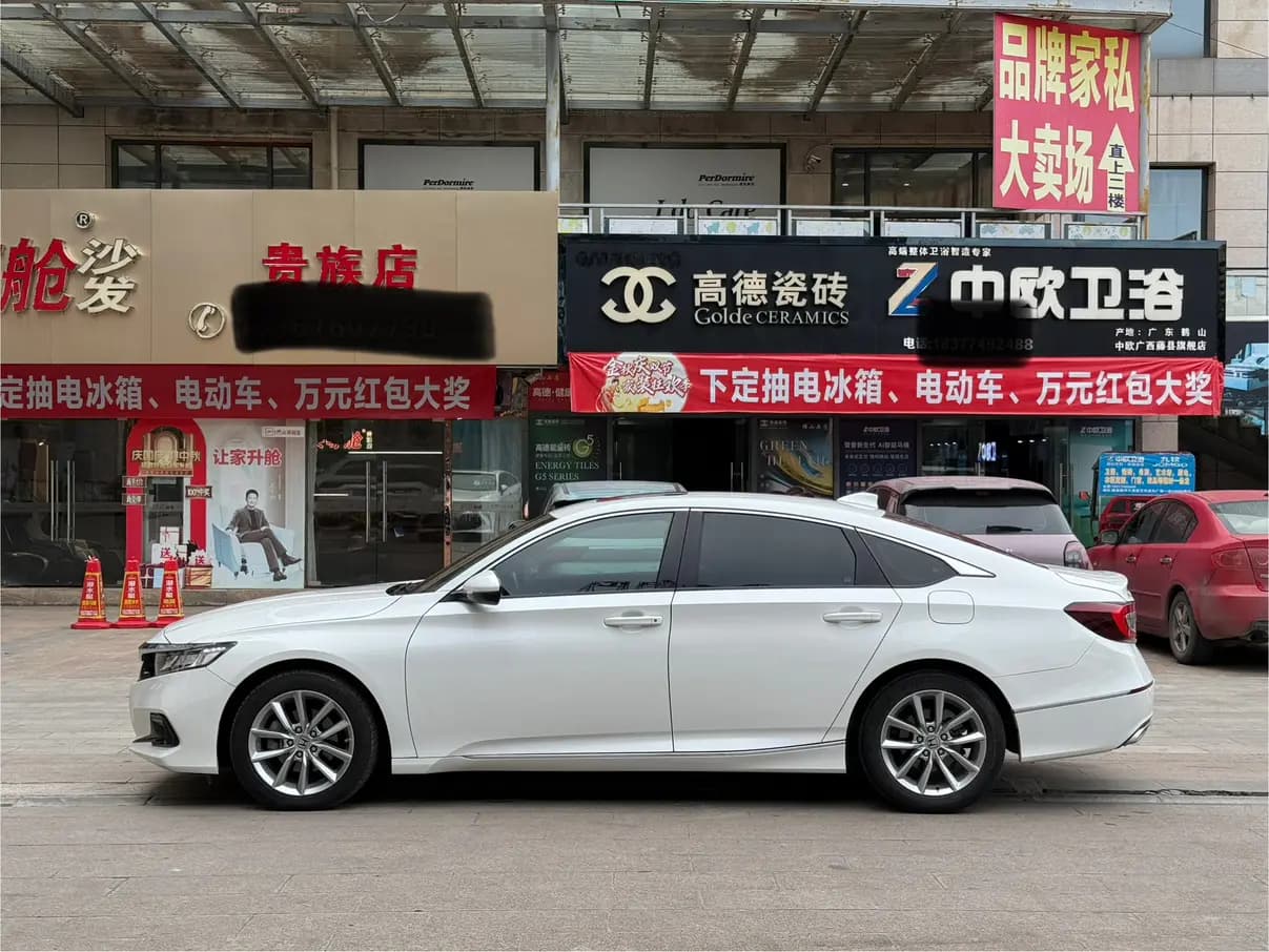 Honda Accord 2022 г. 85108 км. — фото 4