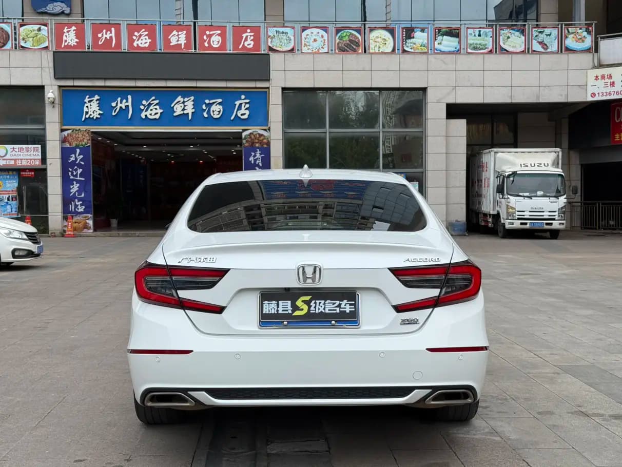 Honda Accord 2022 г. 85108 км. — фото 6