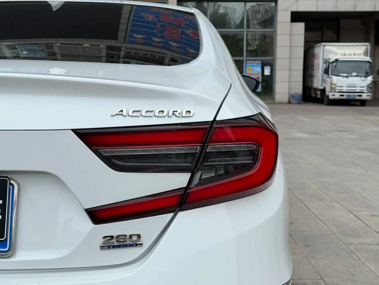 Honda Accord 2022 г. 85108 км. — фото 8