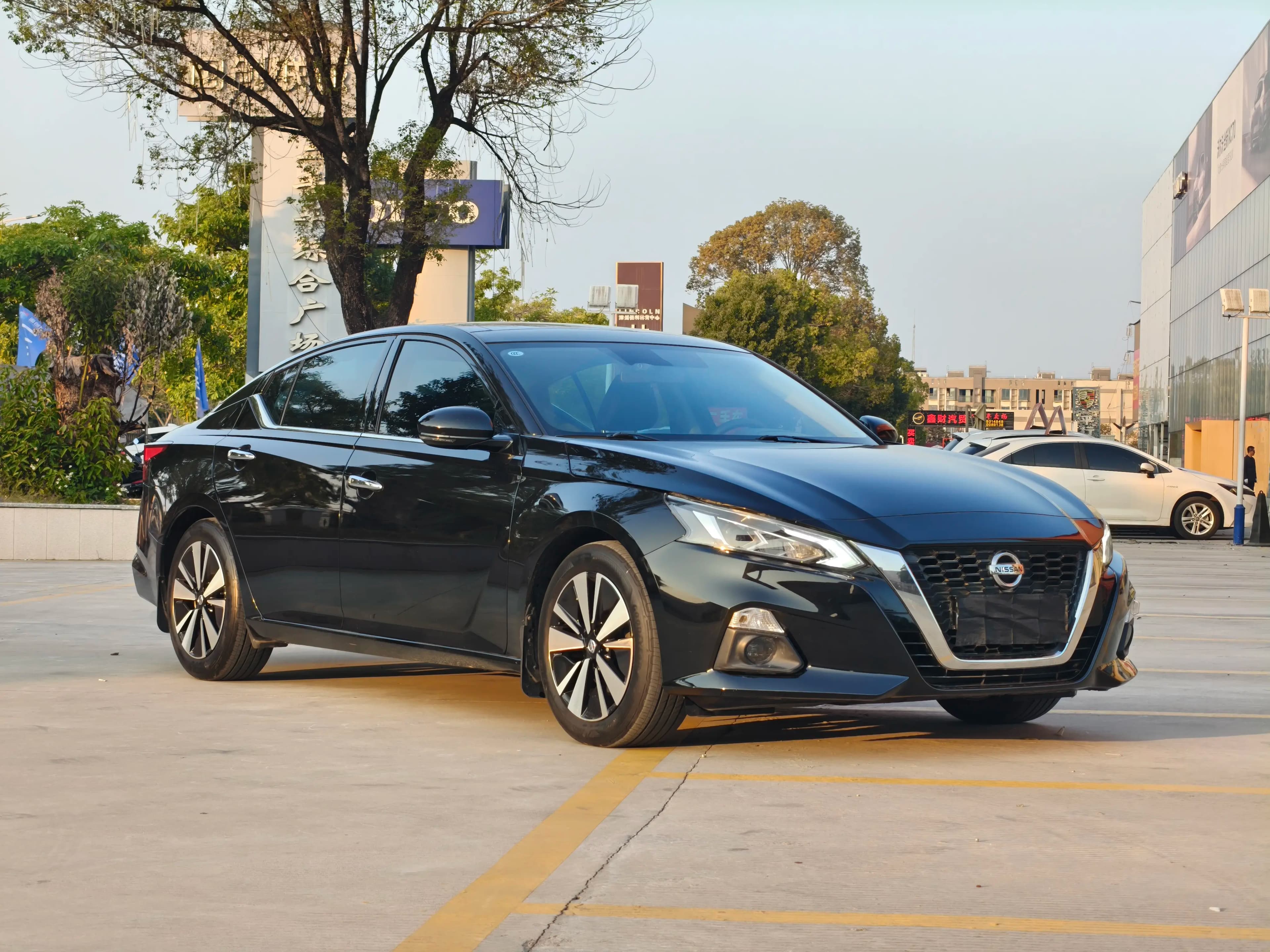 Nissan Altima 2022 г. 61005 км. — фото 3