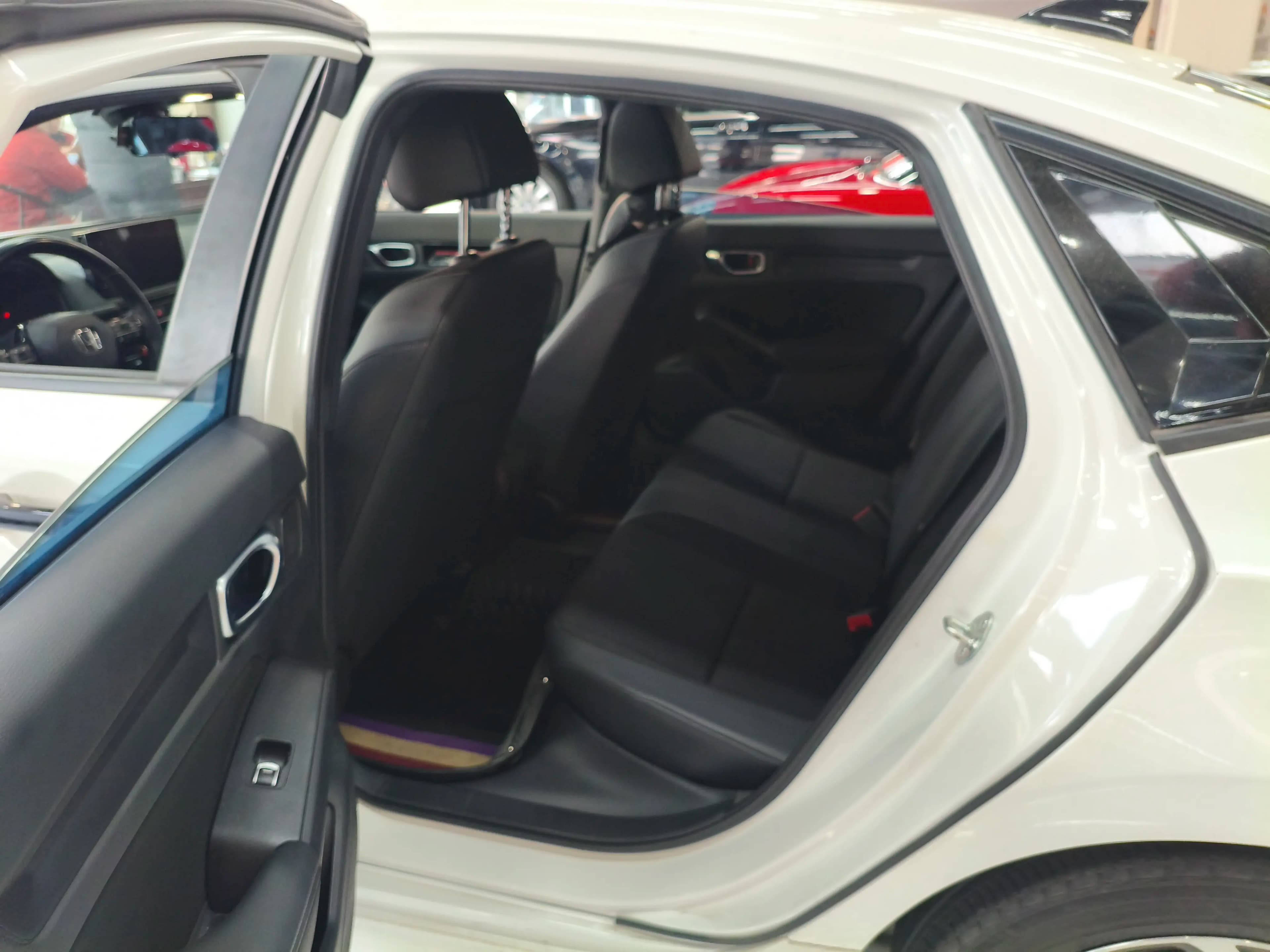 Honda Civic 2023 г. 36028 км. — фото 11