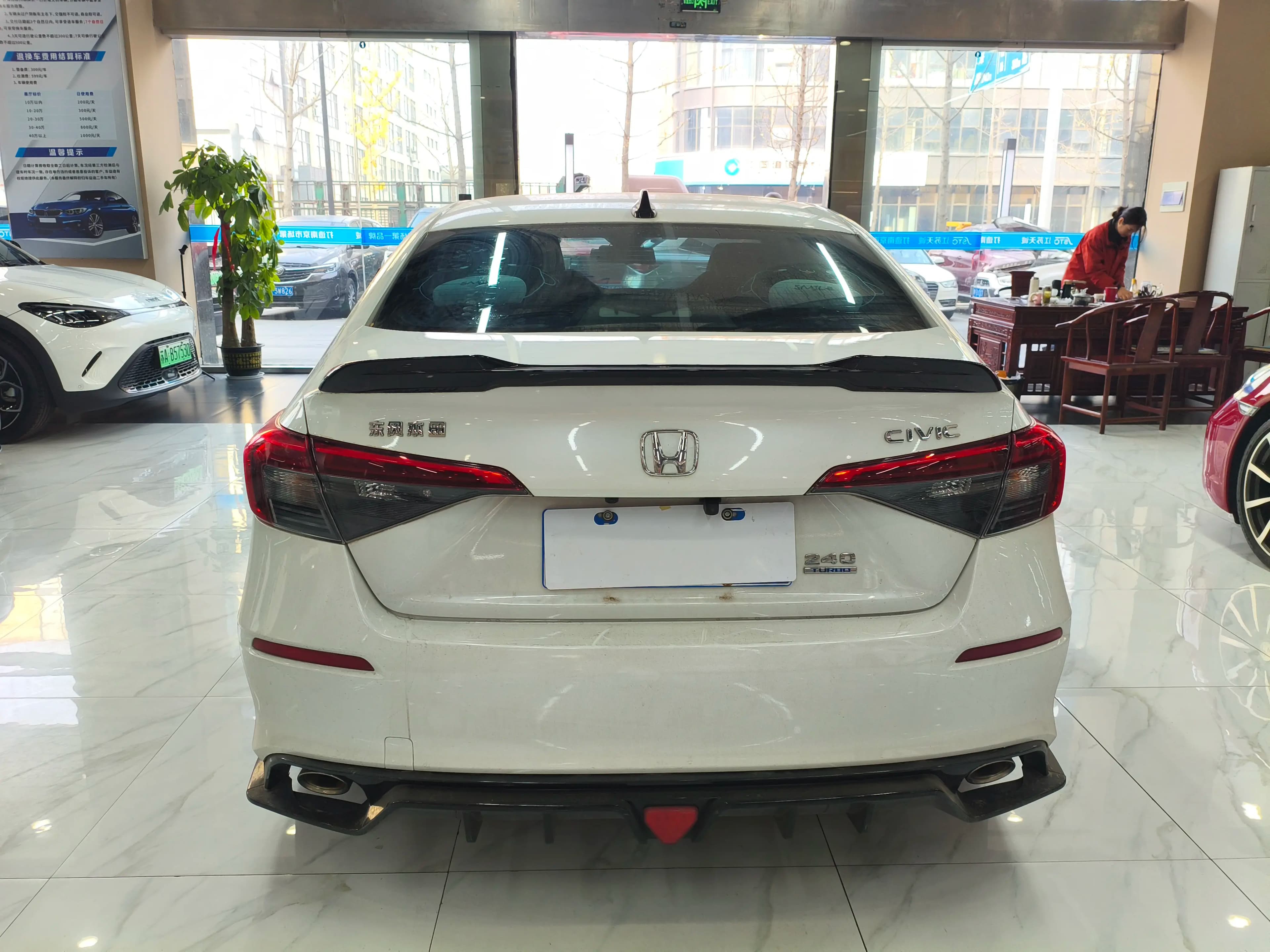 Honda Civic 2023 г. 36028 км. — фото 6