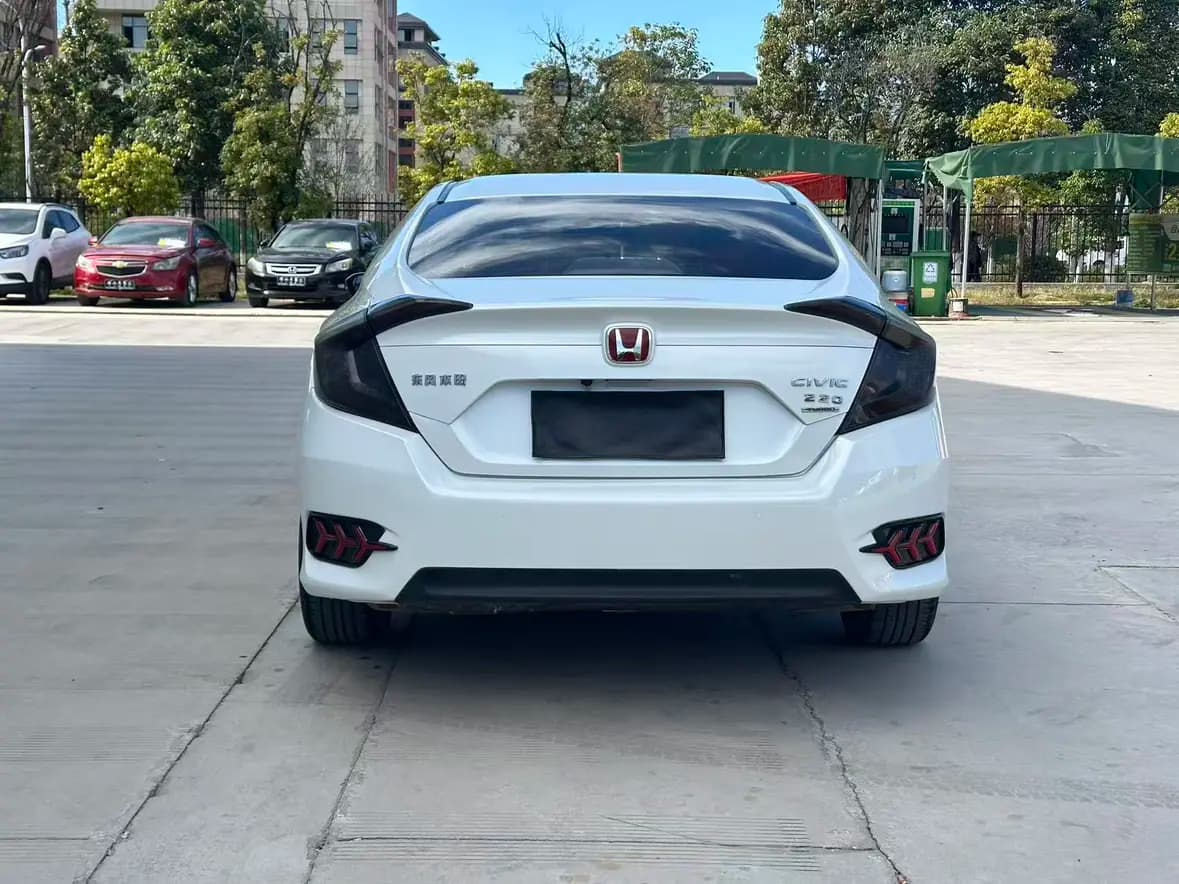 Honda Civic 2021 г. 80030 км. — фото 5