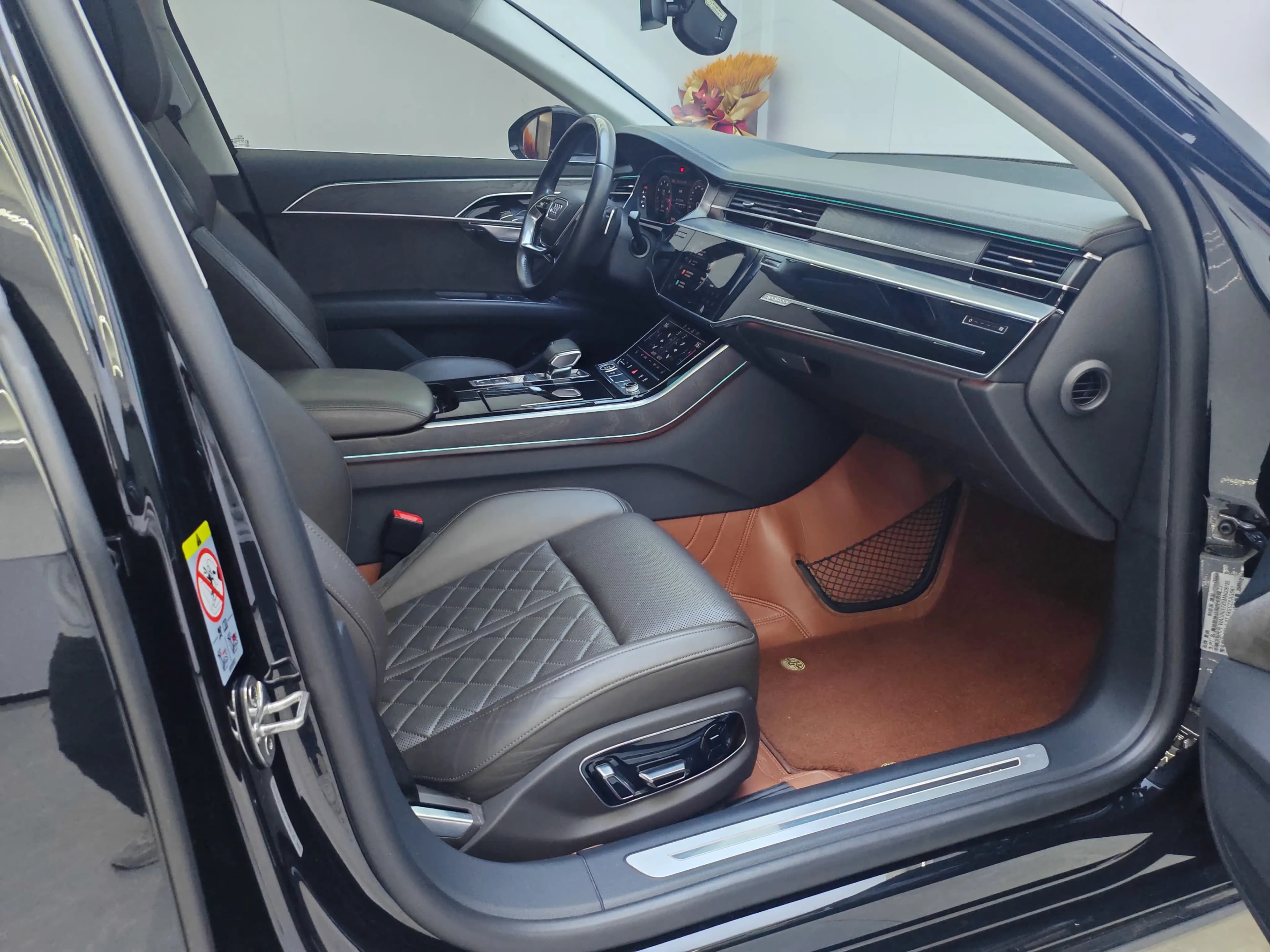 Audi A8 2021 г. 89018 км. — фото 12