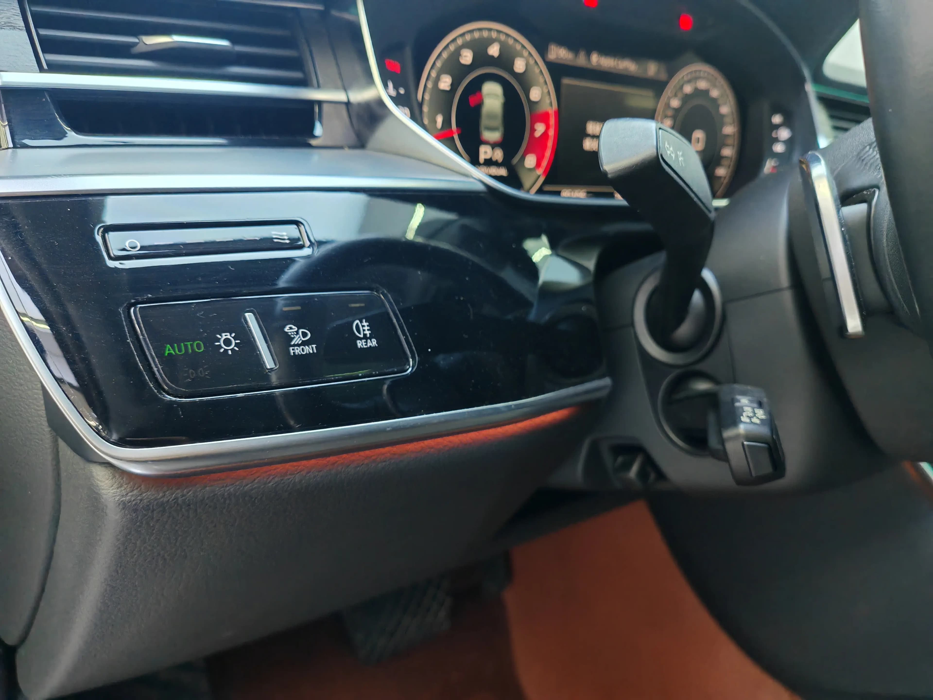 Audi A8 2021 г. 89018 км. — фото 18