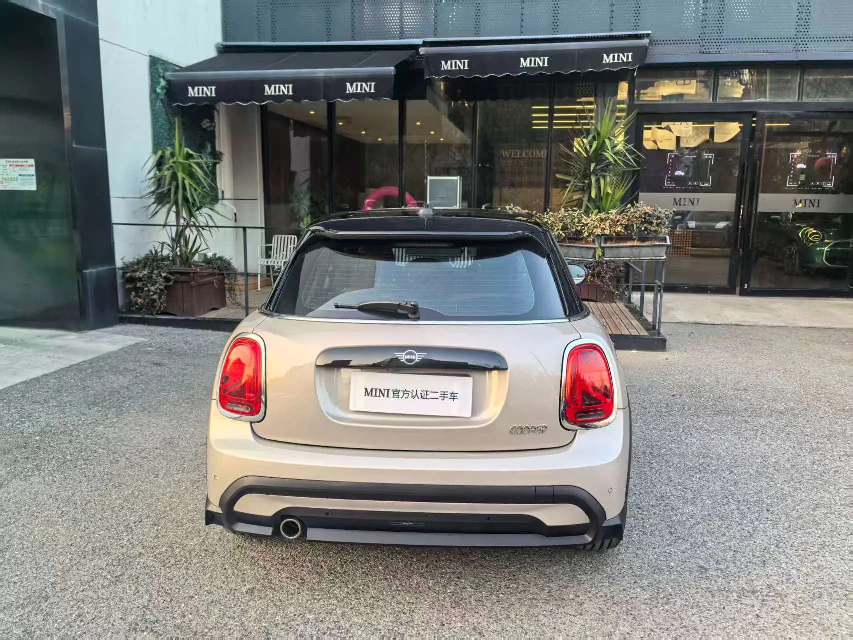MINI  2023 г. 9121 км. — фото 4