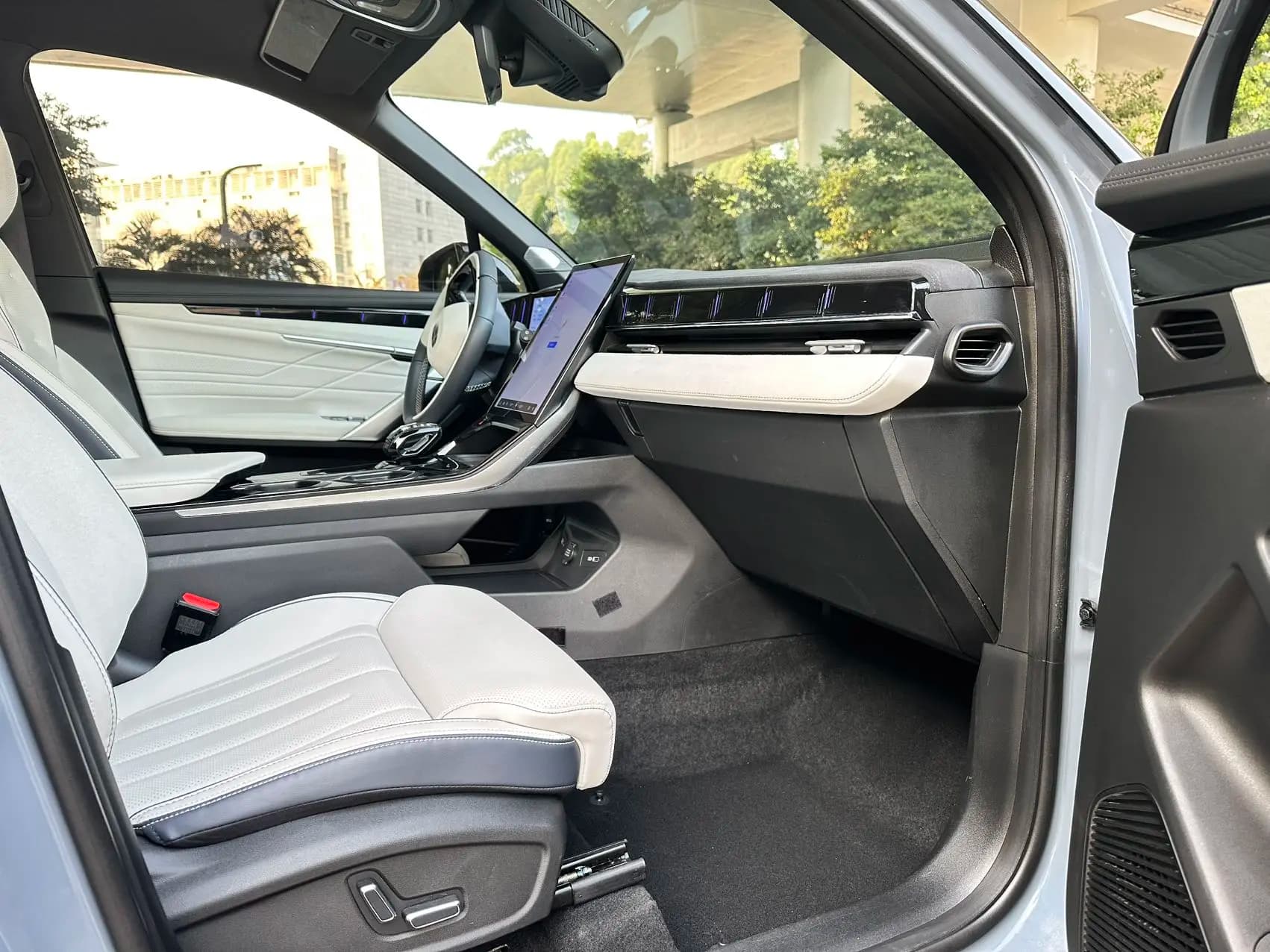 Geely Atlas L 2022 г. 40091 км. — фото 15