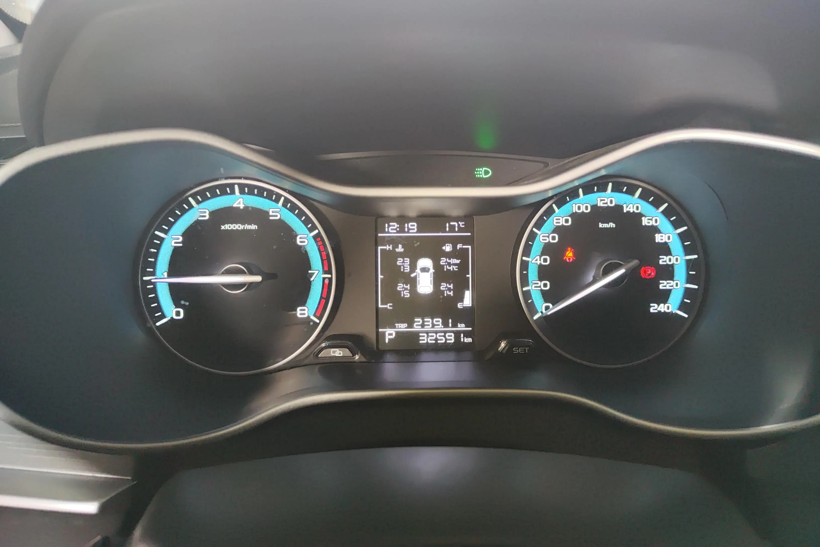 Geely Emgrand 2022 г. 32694 км. — фото 14