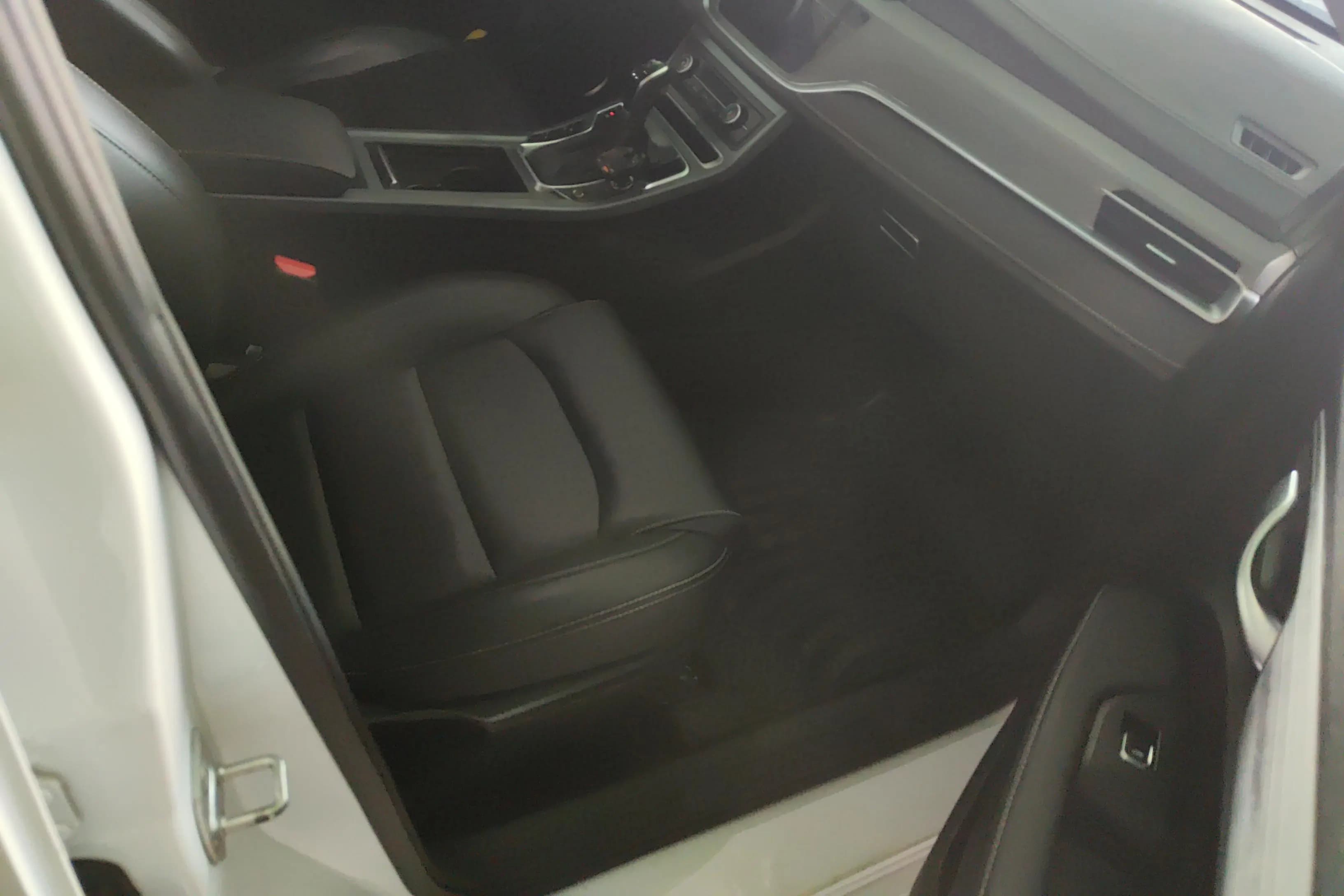 Geely Emgrand 2022 г. 32694 км. — фото 10