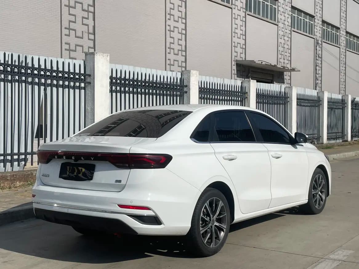 Geely Emgrand 2022 г. 34096 км. — фото 6
