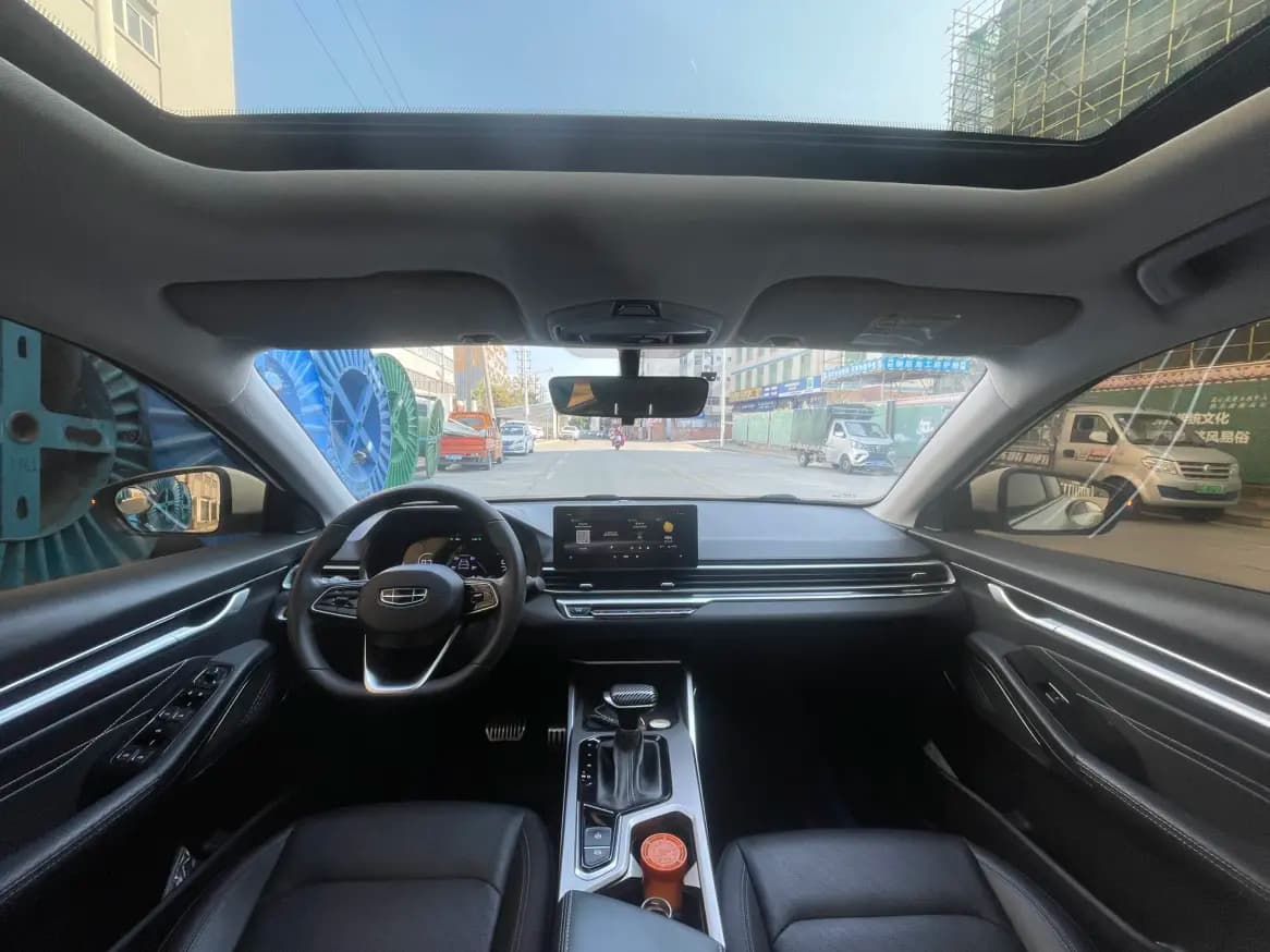 Geely Emgrand 2022 г. 34096 км. — фото 7